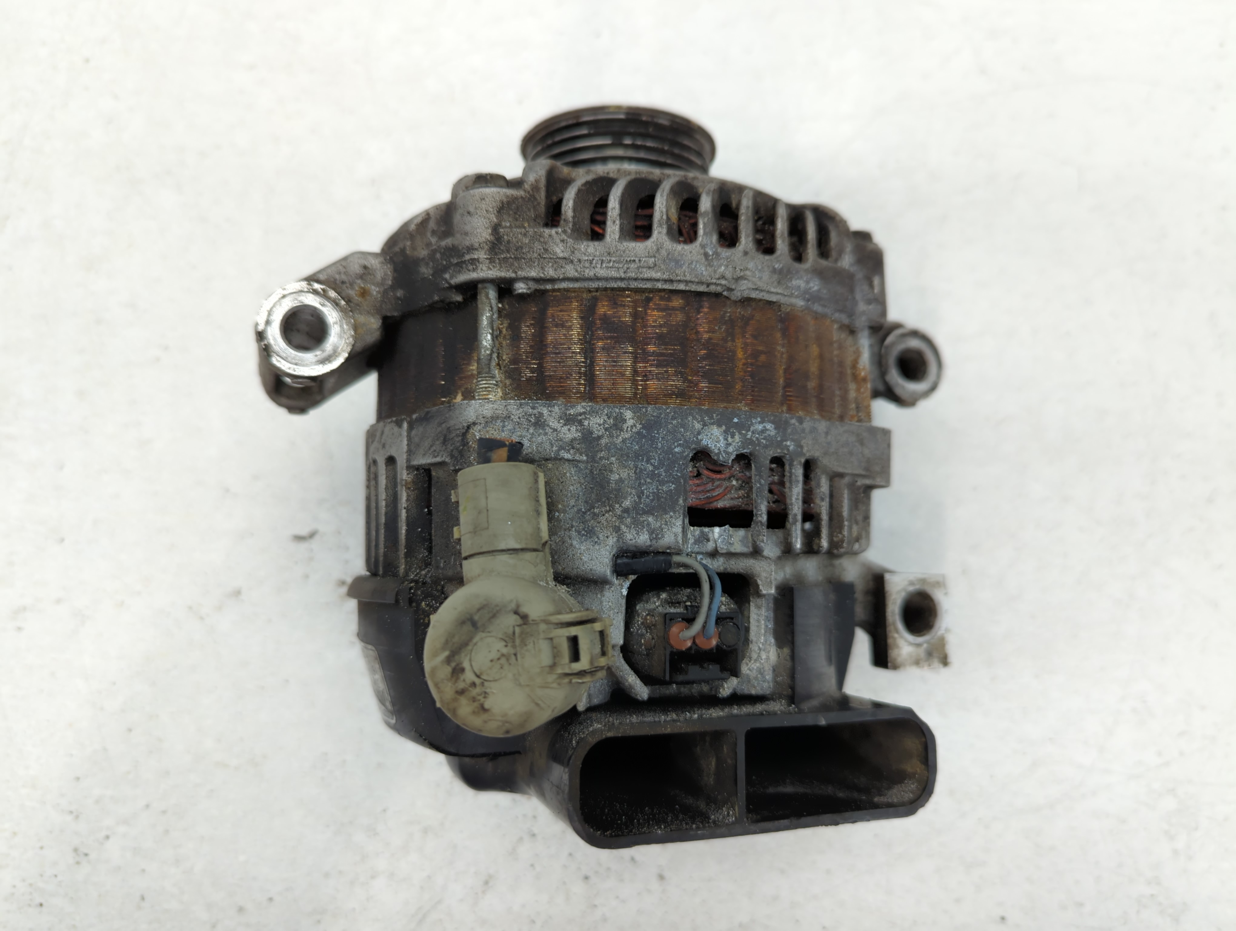 Picture of 2007-2012 Mazda Cx-7 Alternator Generator Charging Assembly Engine Oem 717635