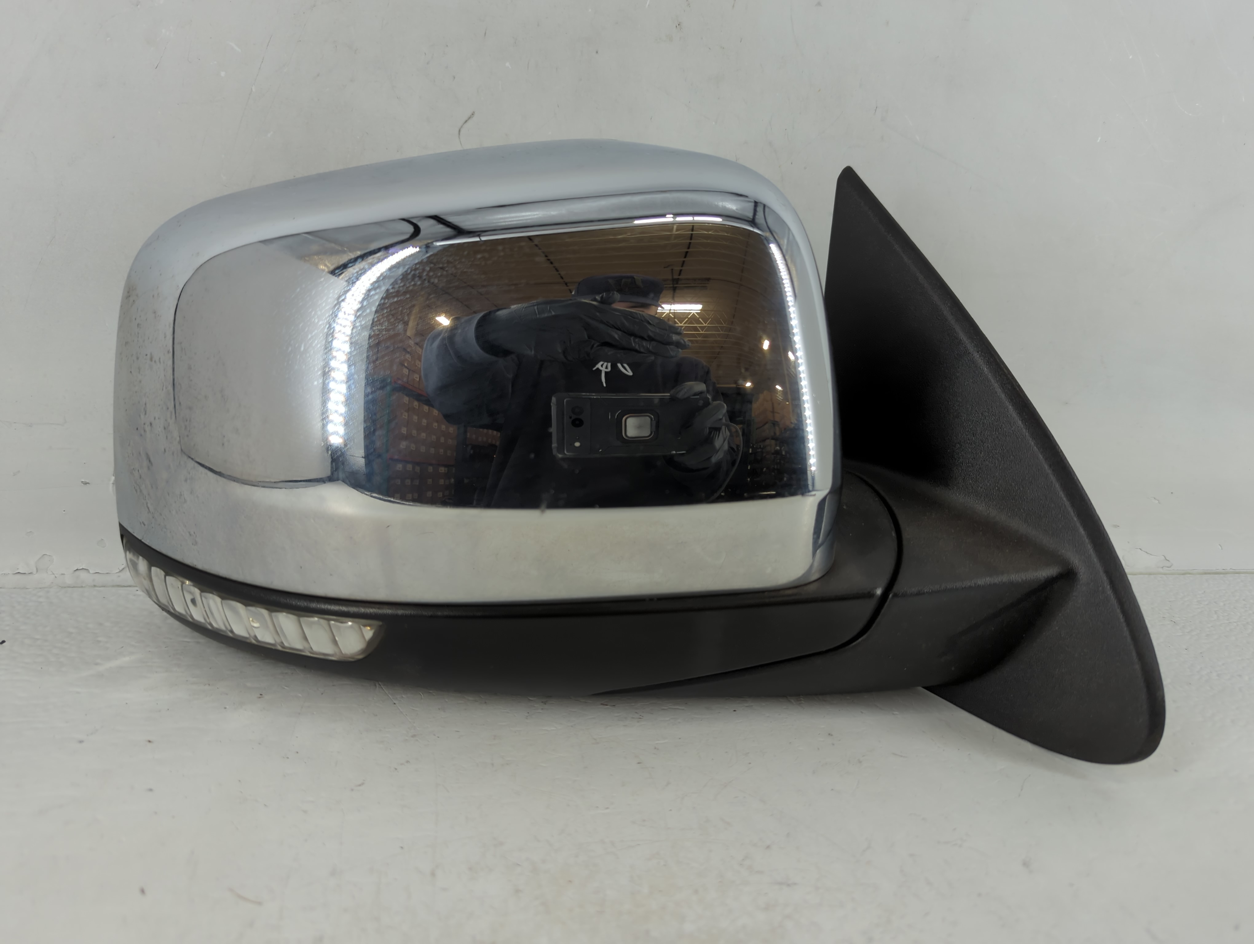 Picture of 2011-2022 Dodge Durango Passenger Right Side View Power Door Mirror 717716