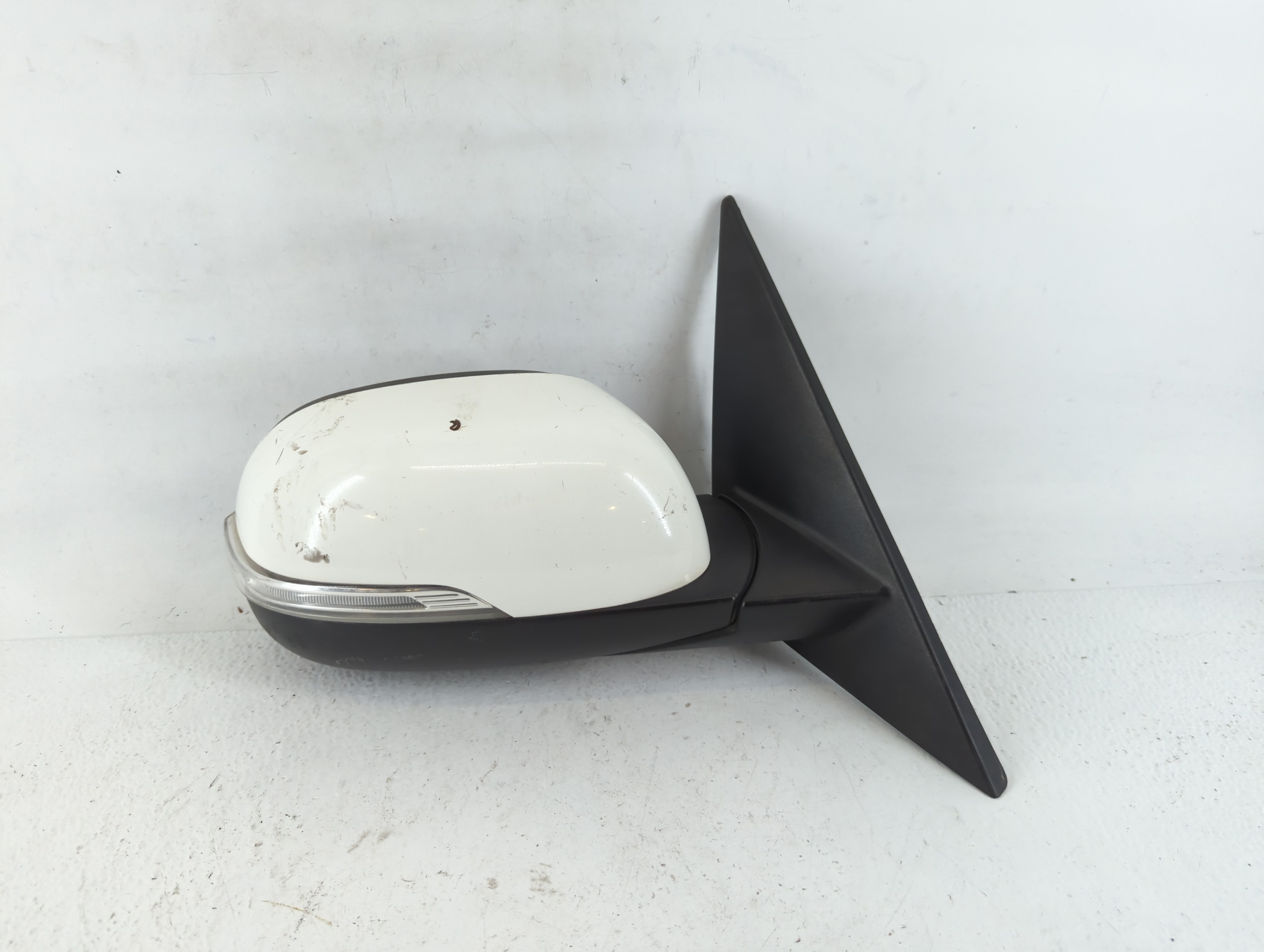 2014-2019 Kia Soul Driver Left Side View Manual Door Mirror 718068 - Oemusedautoparts1.com