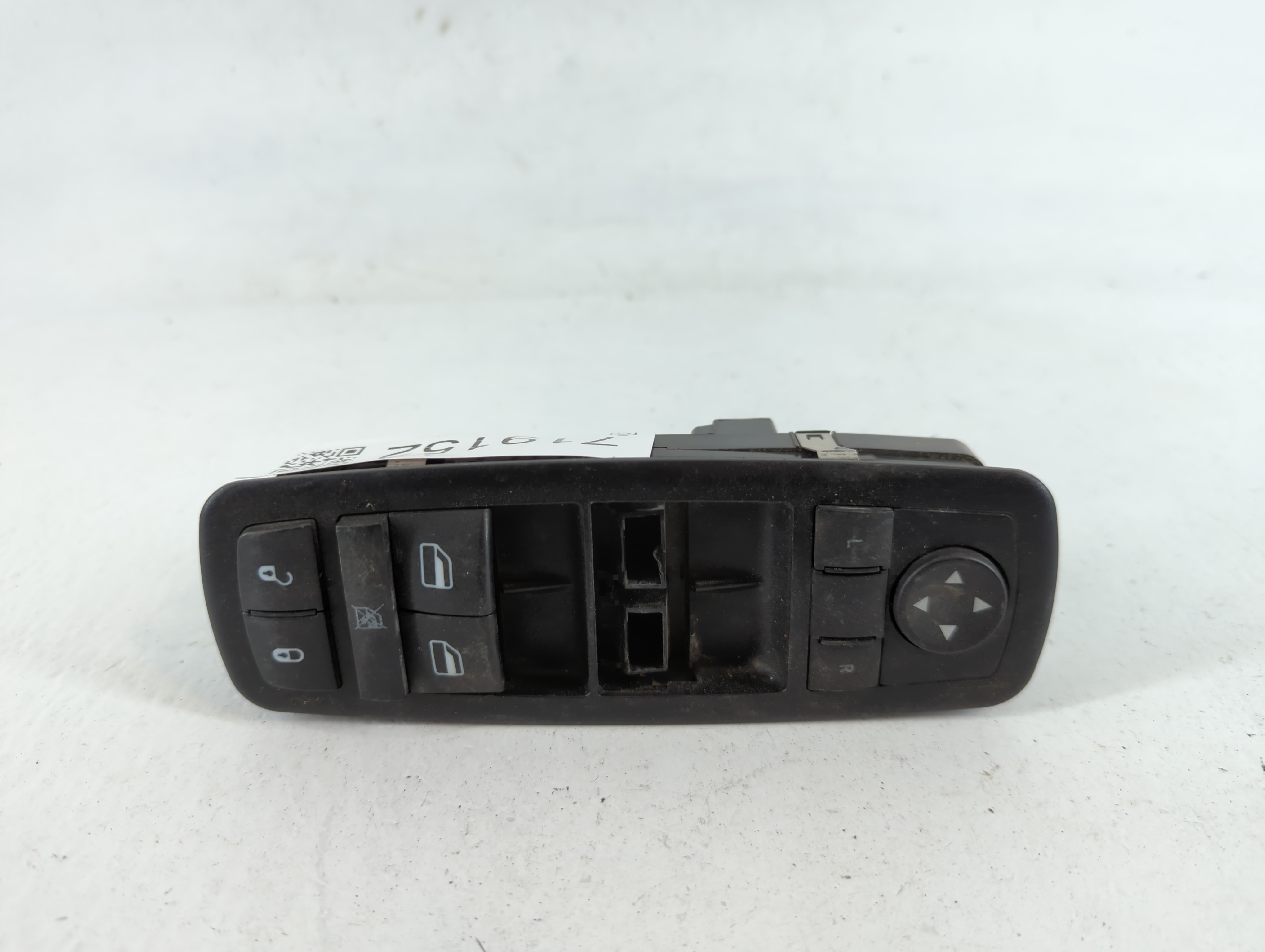 2014 Dodge Journey Driver Left Door Master Power Window Switch 719152 - Oemusedautoparts1.com