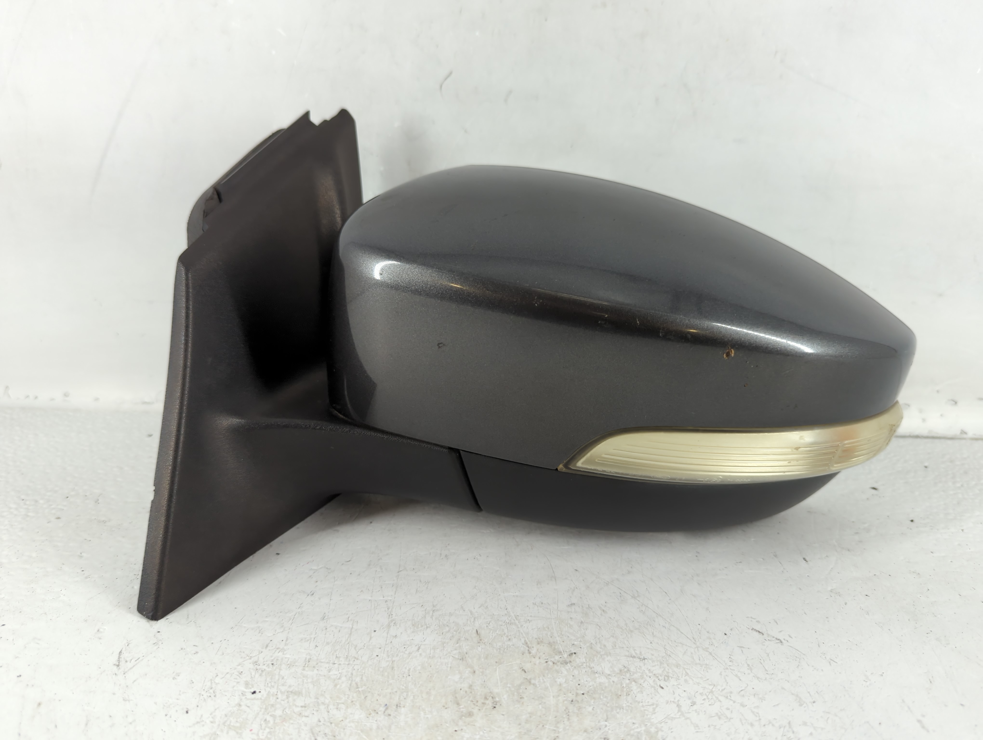 2015 Ford Focus Driver Left Side View Power Door Mirror Grey 719724 - Oemusedautoparts1.com