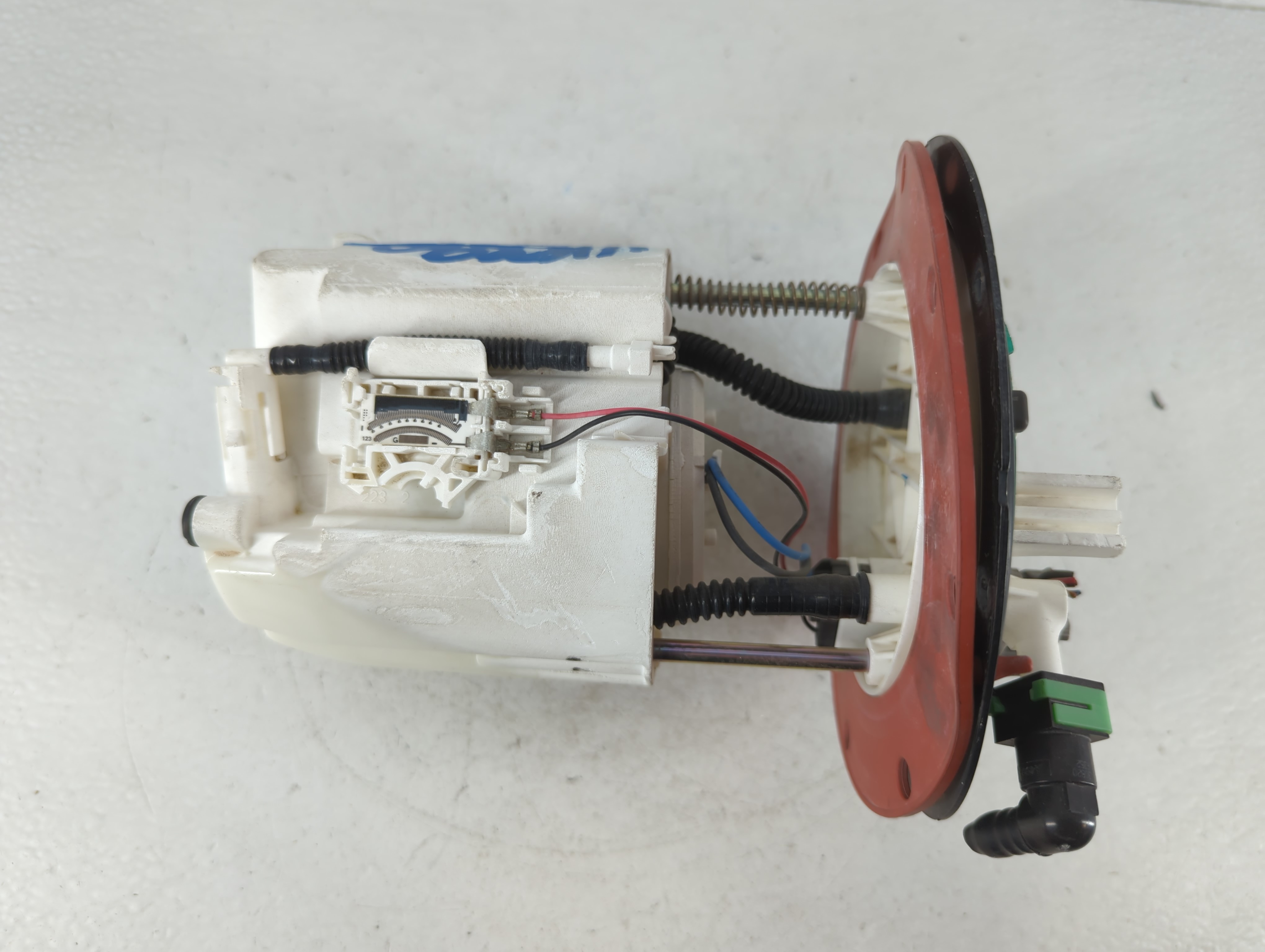 Picture of 2014-2014 Subaru Forester Electrical Gas Fuel Pump Assembly 720167
