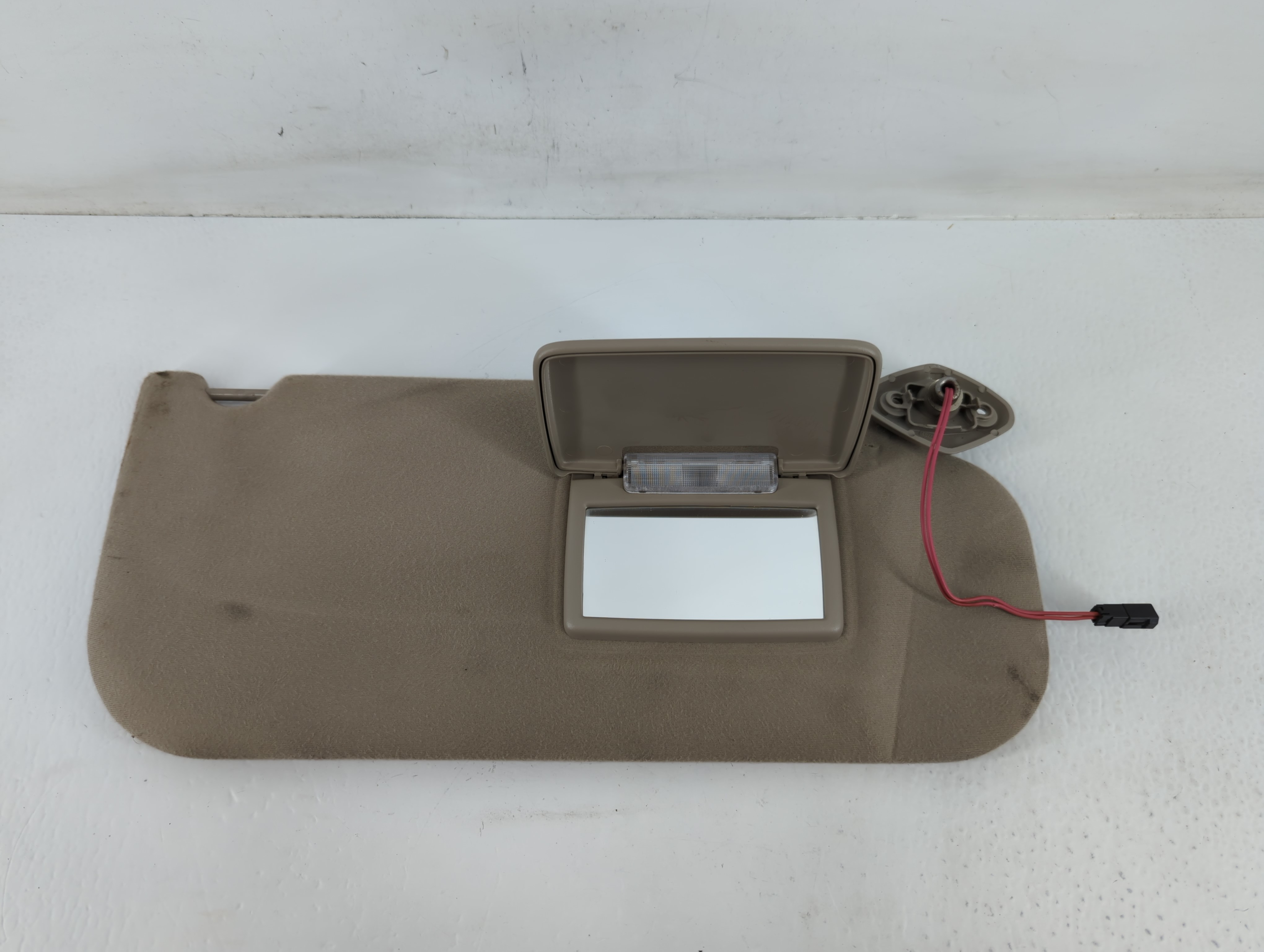 Picture of 2008-2010 Ford F-350 Super Duty Passenger Sun Visor Mirror Right Sunvisor 720635