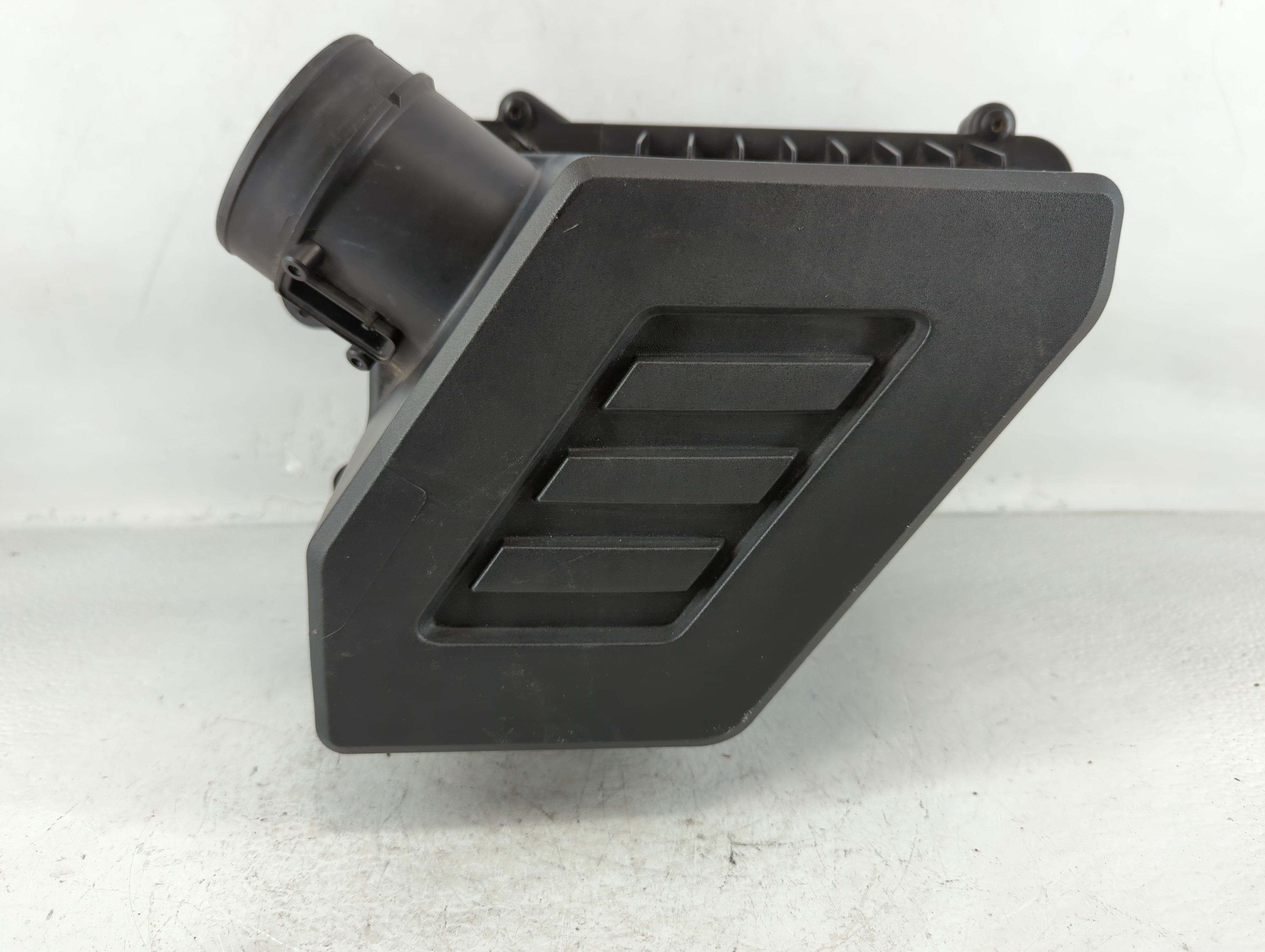 Picture of 2010-2011 Gmc Terrain Air Cleaner Intake-duct Hose Tube 721051