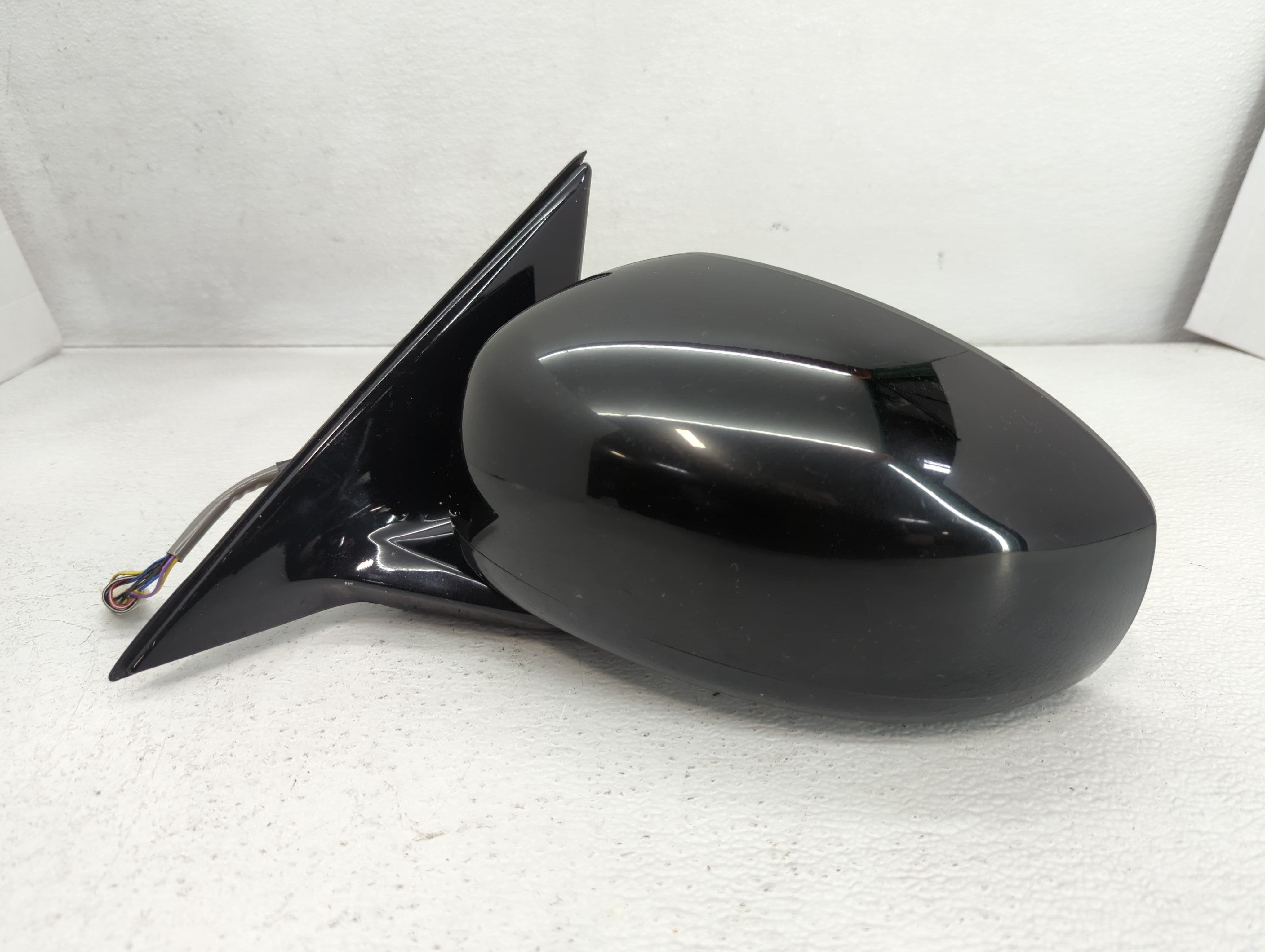 2014-2020 Infiniti Q50 Driver Left Side View Power Door Mirror Black 721281 - Oemusedautoparts1.com