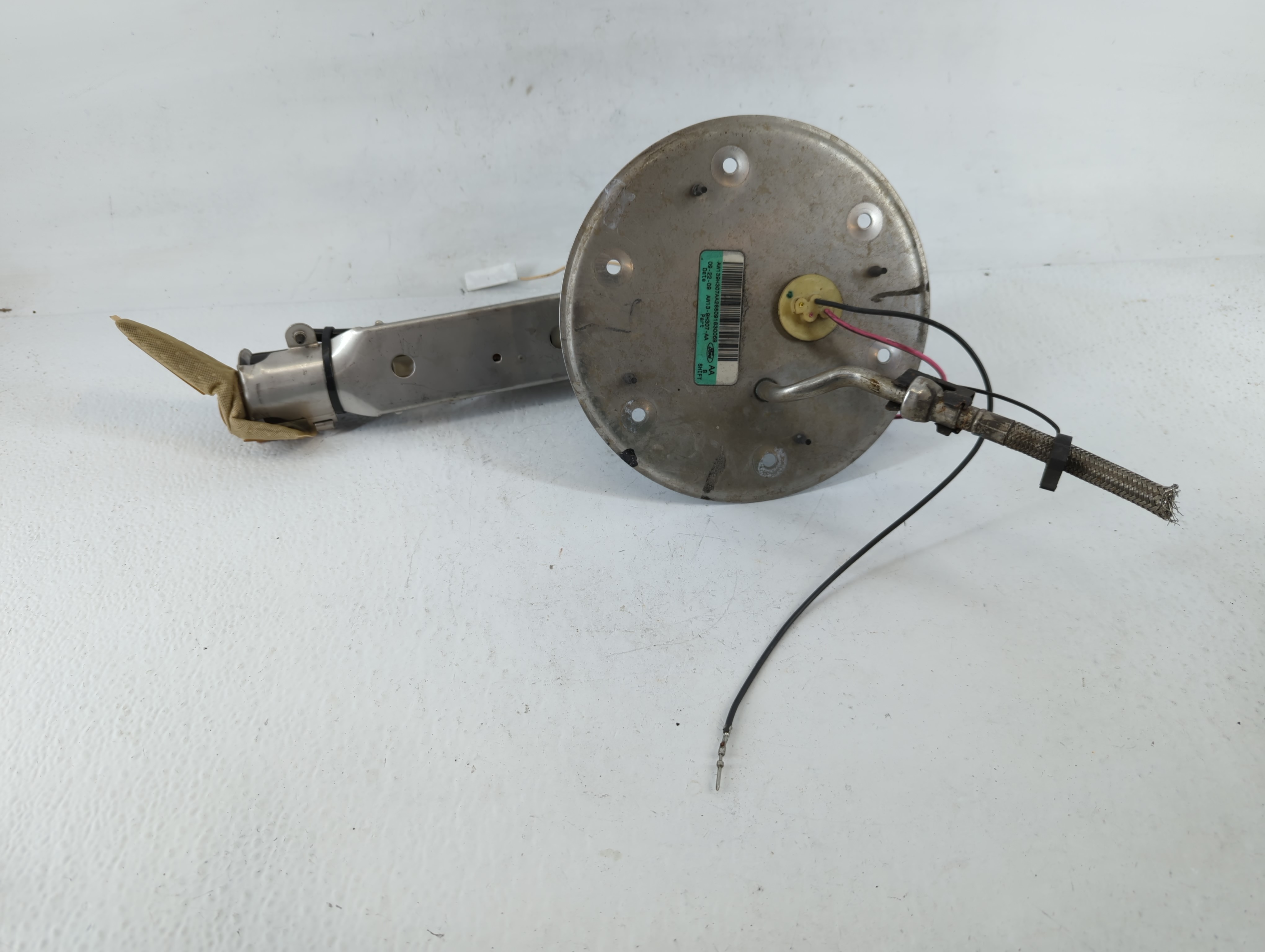 Picture of 2006-2010 Mercury Grand Marquis Electrical Gas Fuel Pump Assembly 721961
