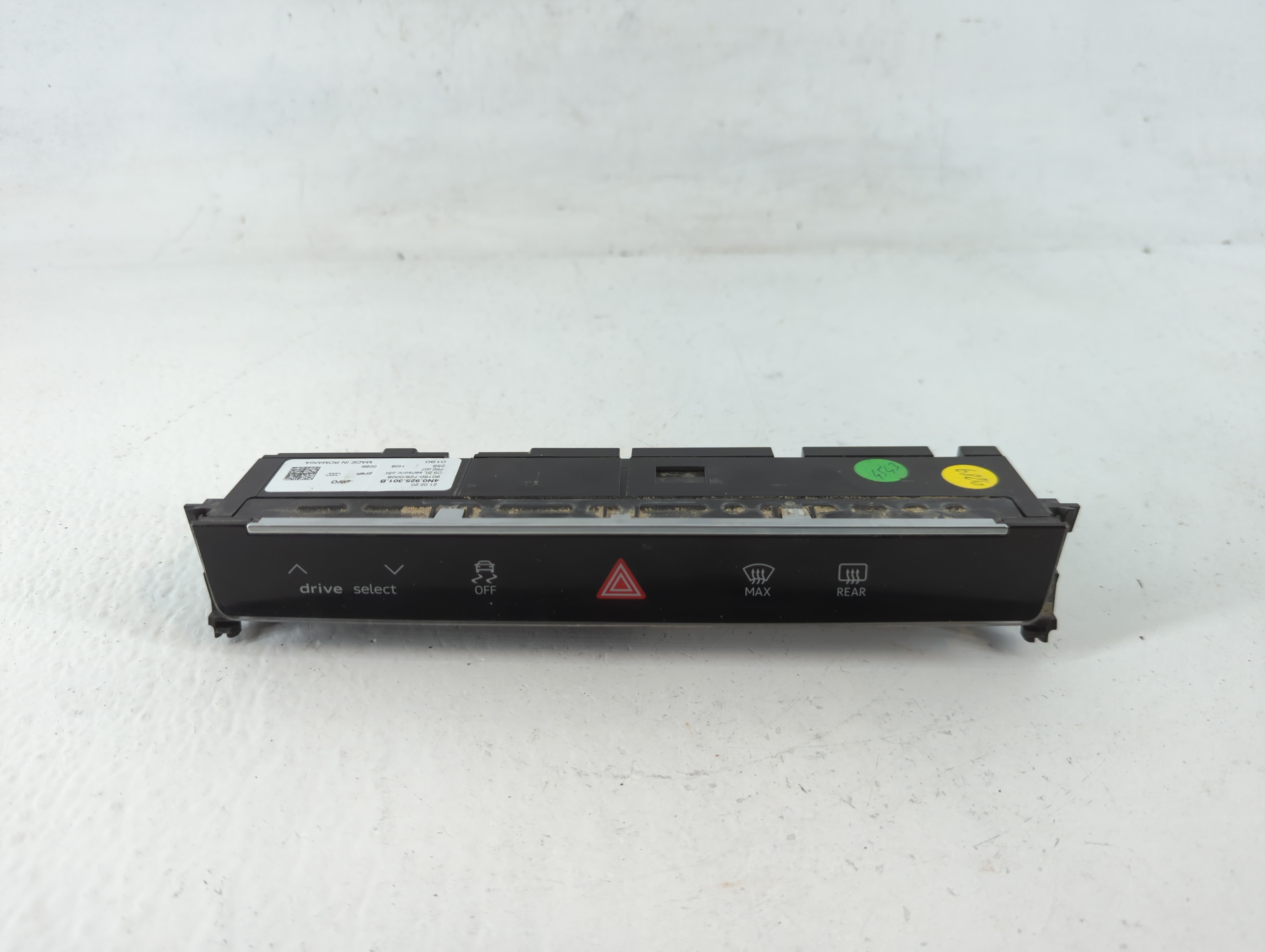 Picture of 2019 Audi A8 Hazard Switch 4n0 925 301 B 721997