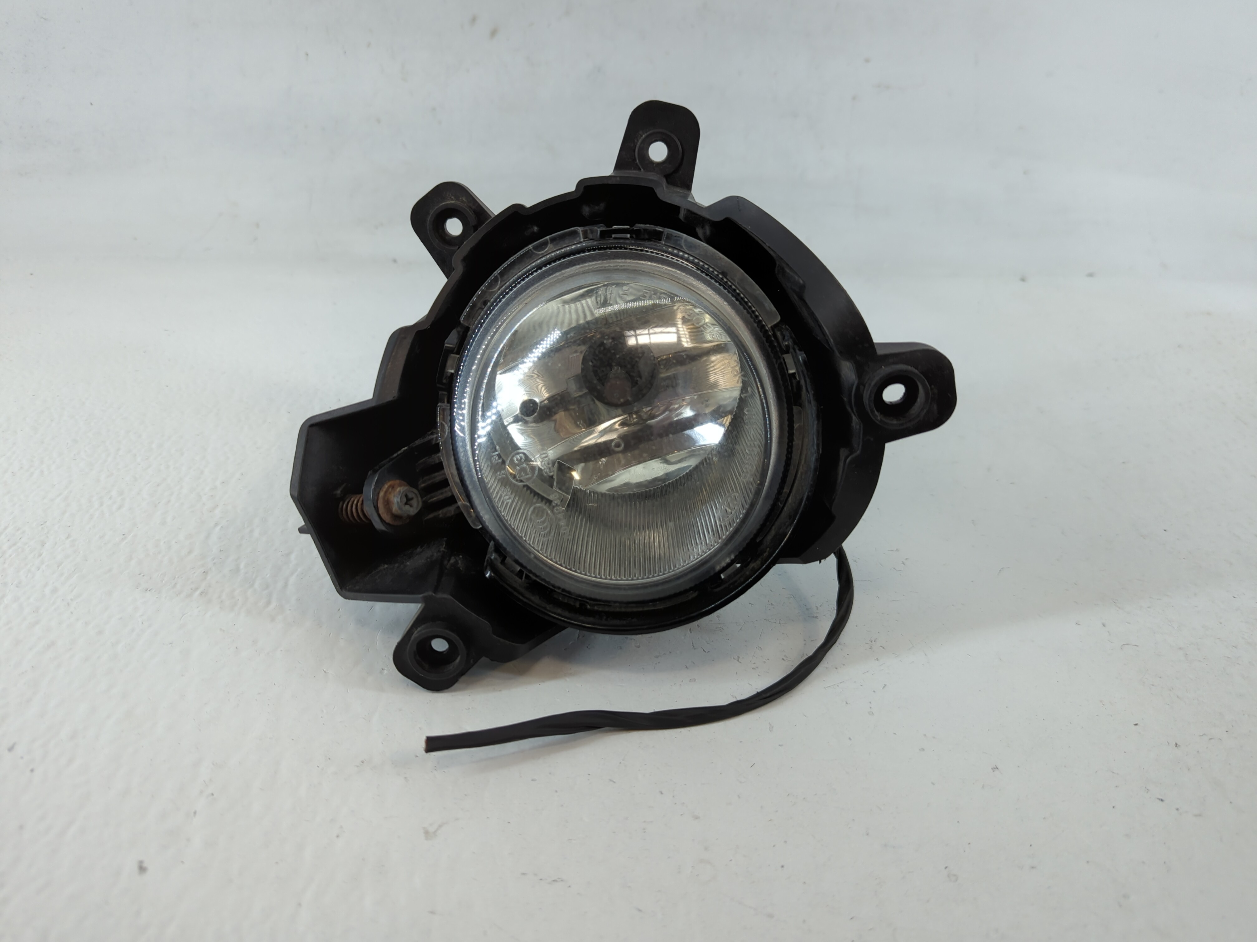 Kia Rondo Driver Left Oem Front Light Lamp 722452 - Oemusedautoparts1.com