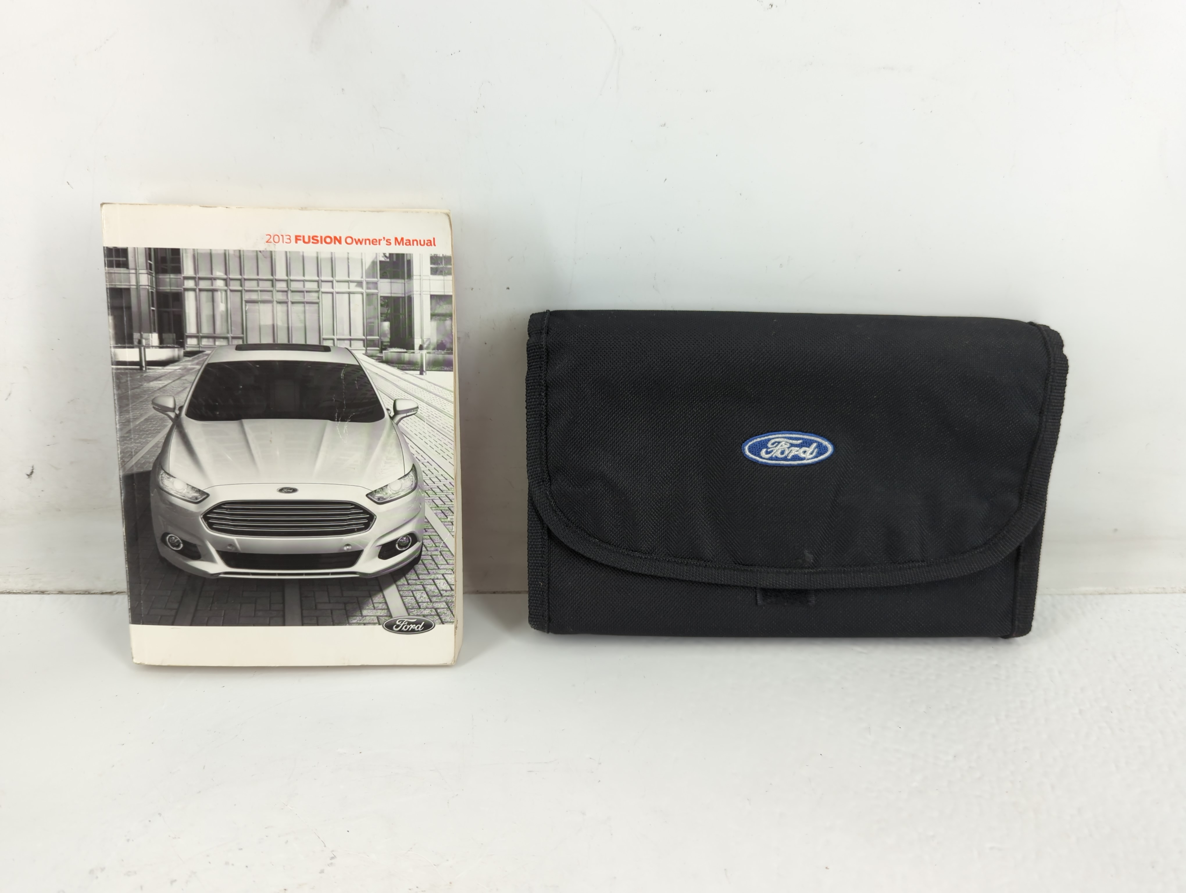 Picture of 2013 Ford Fusion Owners Manual Book Guide 723172
