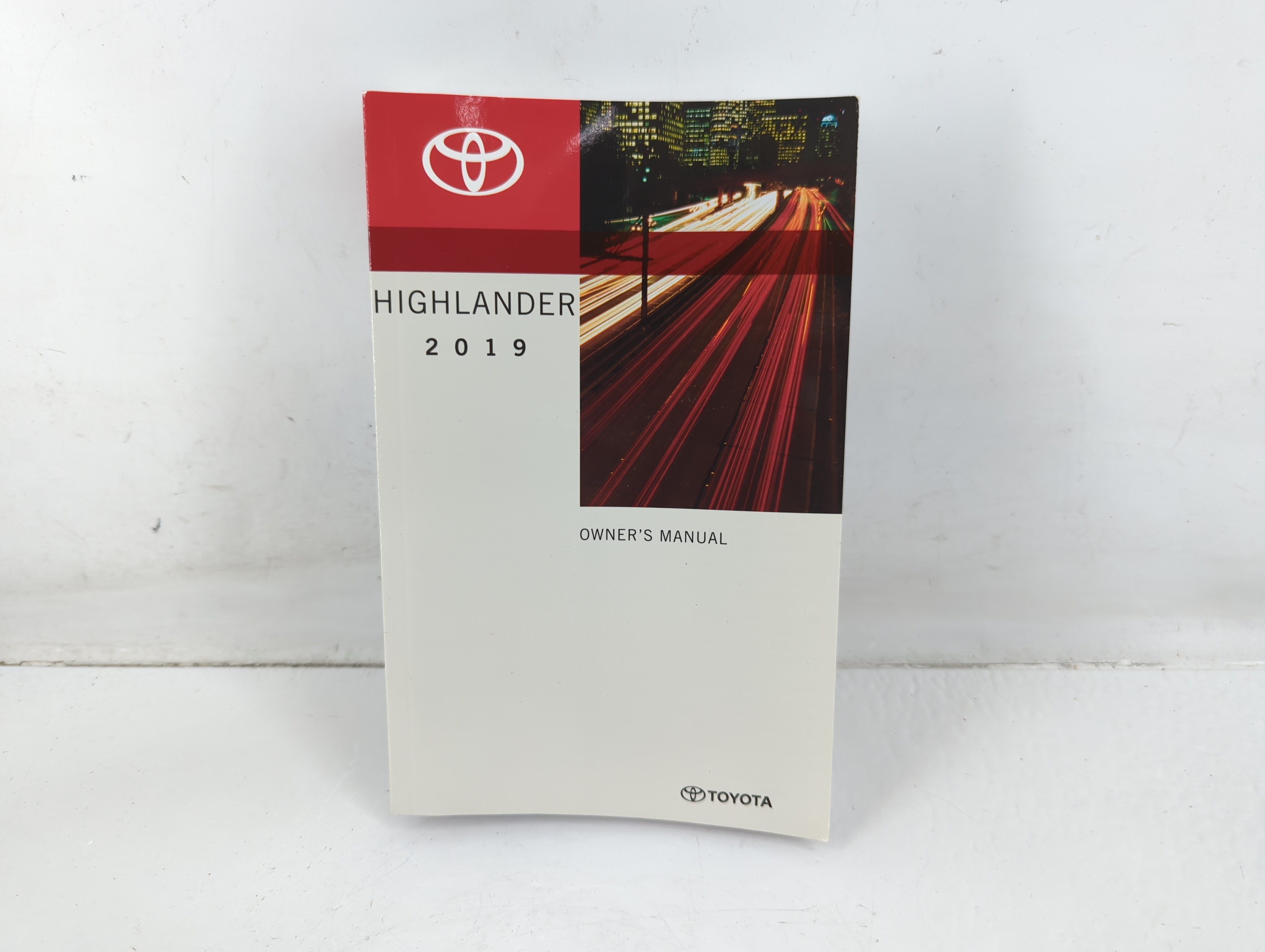 2019 Toyota Highlander Owners Manual Book Guide 723180 - Oemusedautoparts1.com