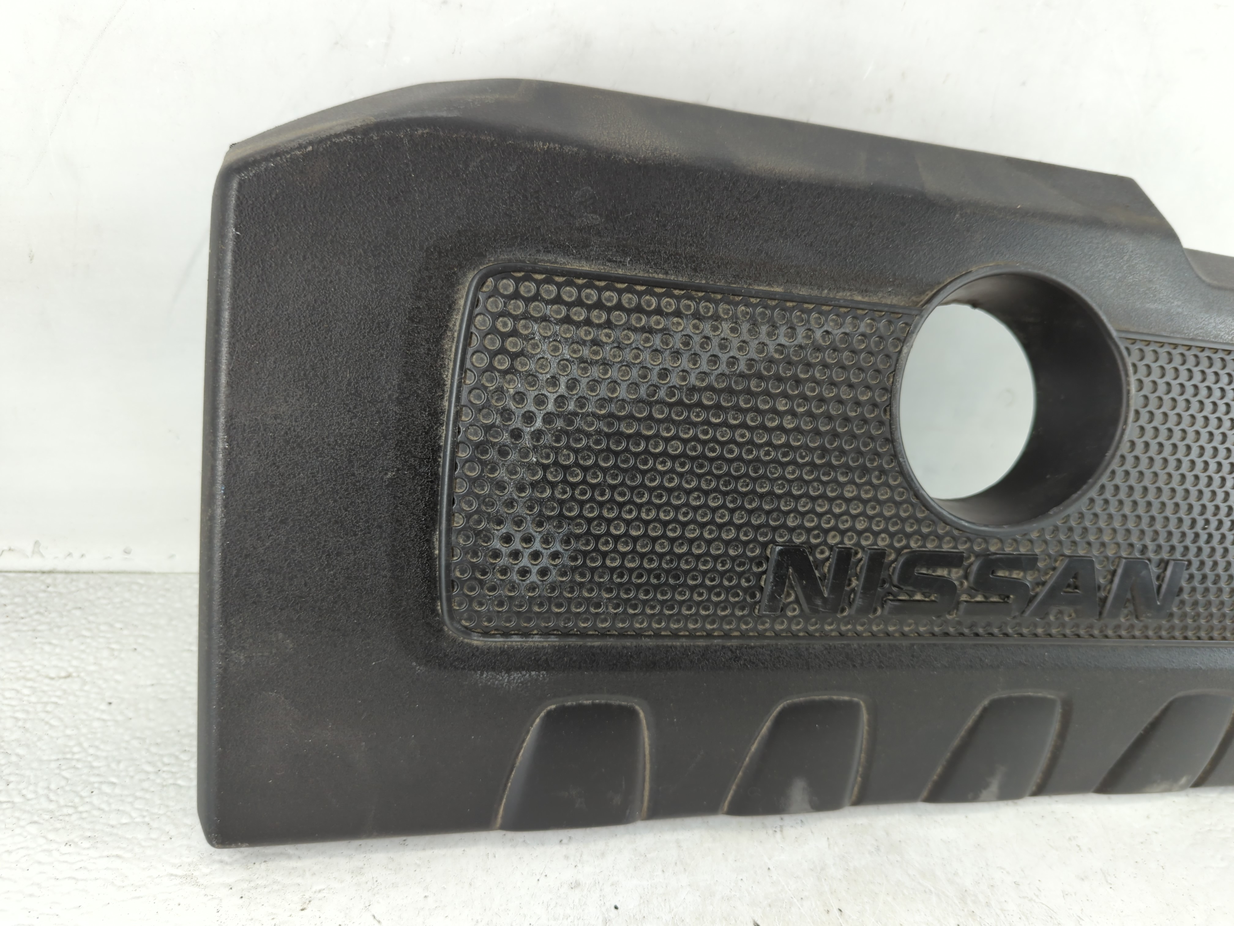 Picture of 2019 Nissan Sentra Engine Cover 723193