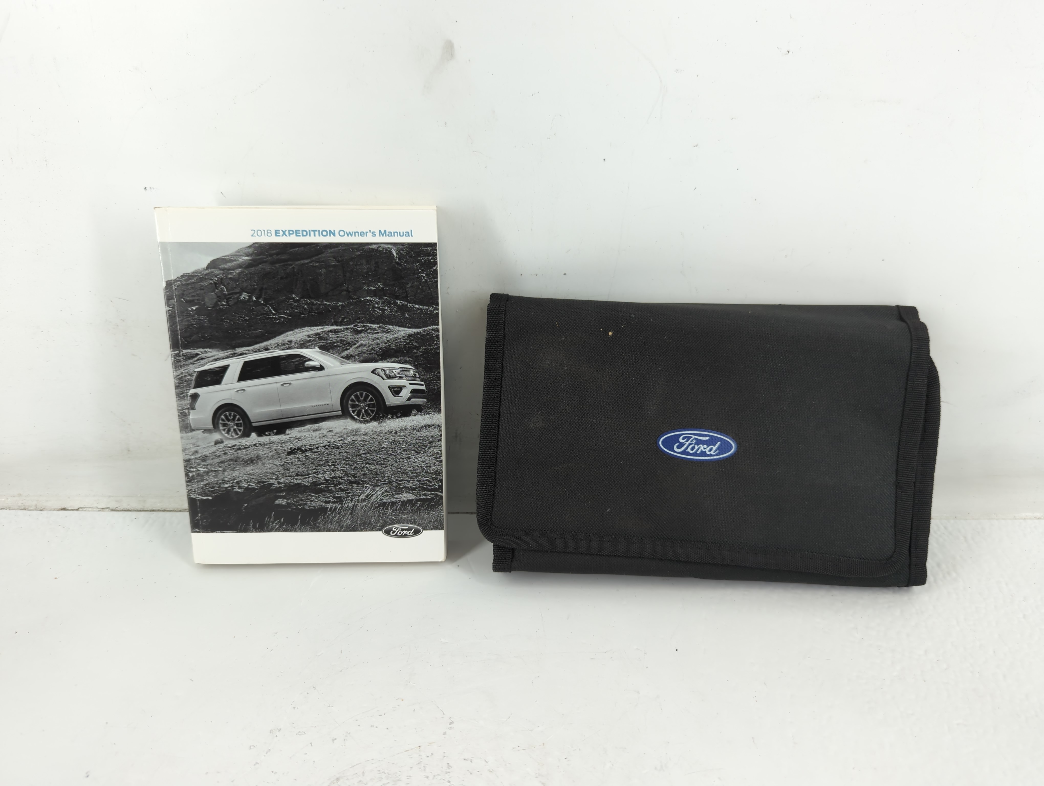 2018 Ford Expedition Owners Manual Book Guide 723226 - Oemusedautoparts1.com