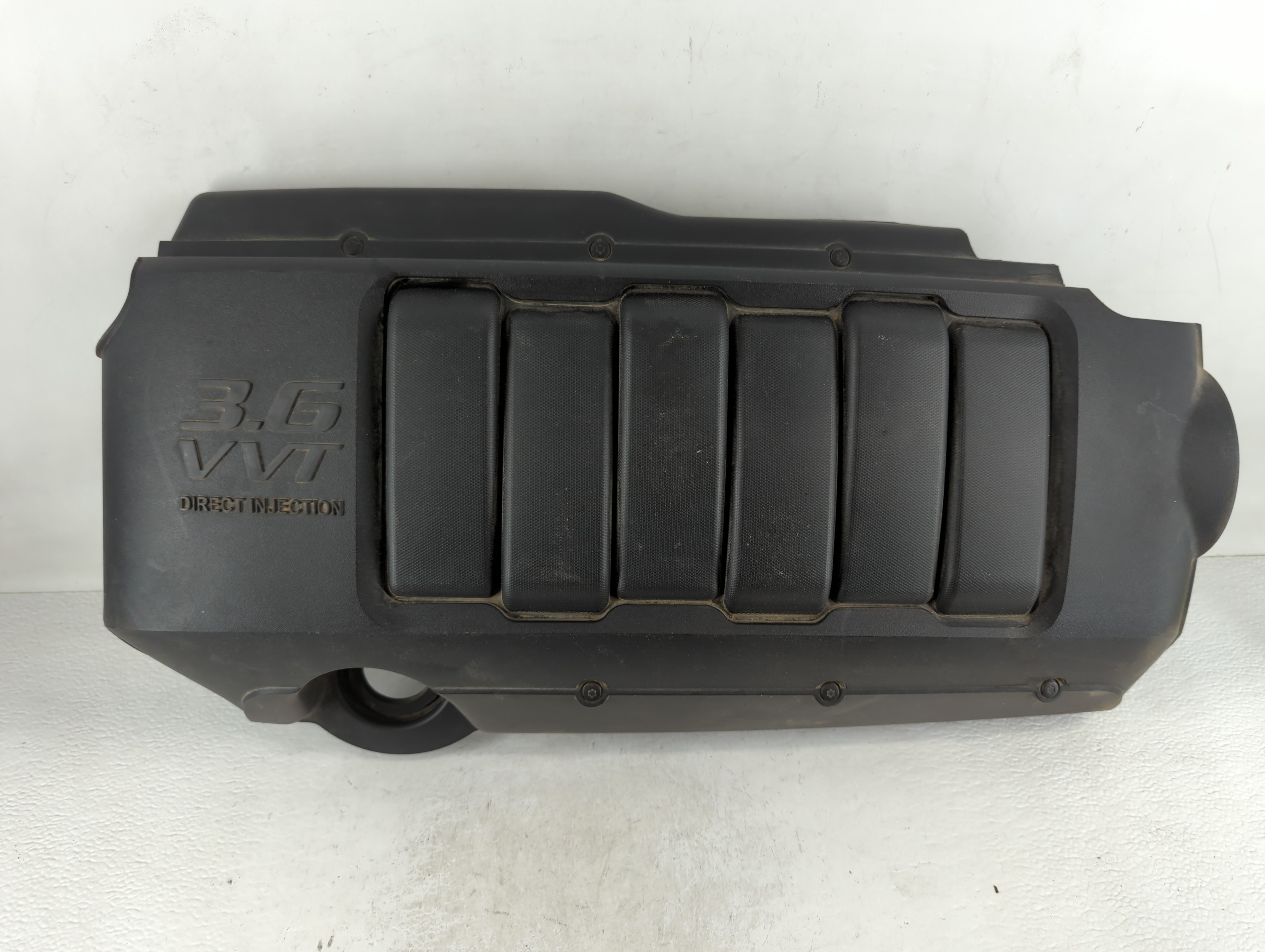 Picture of 2017 Buick Enclave Engine Cover 723253