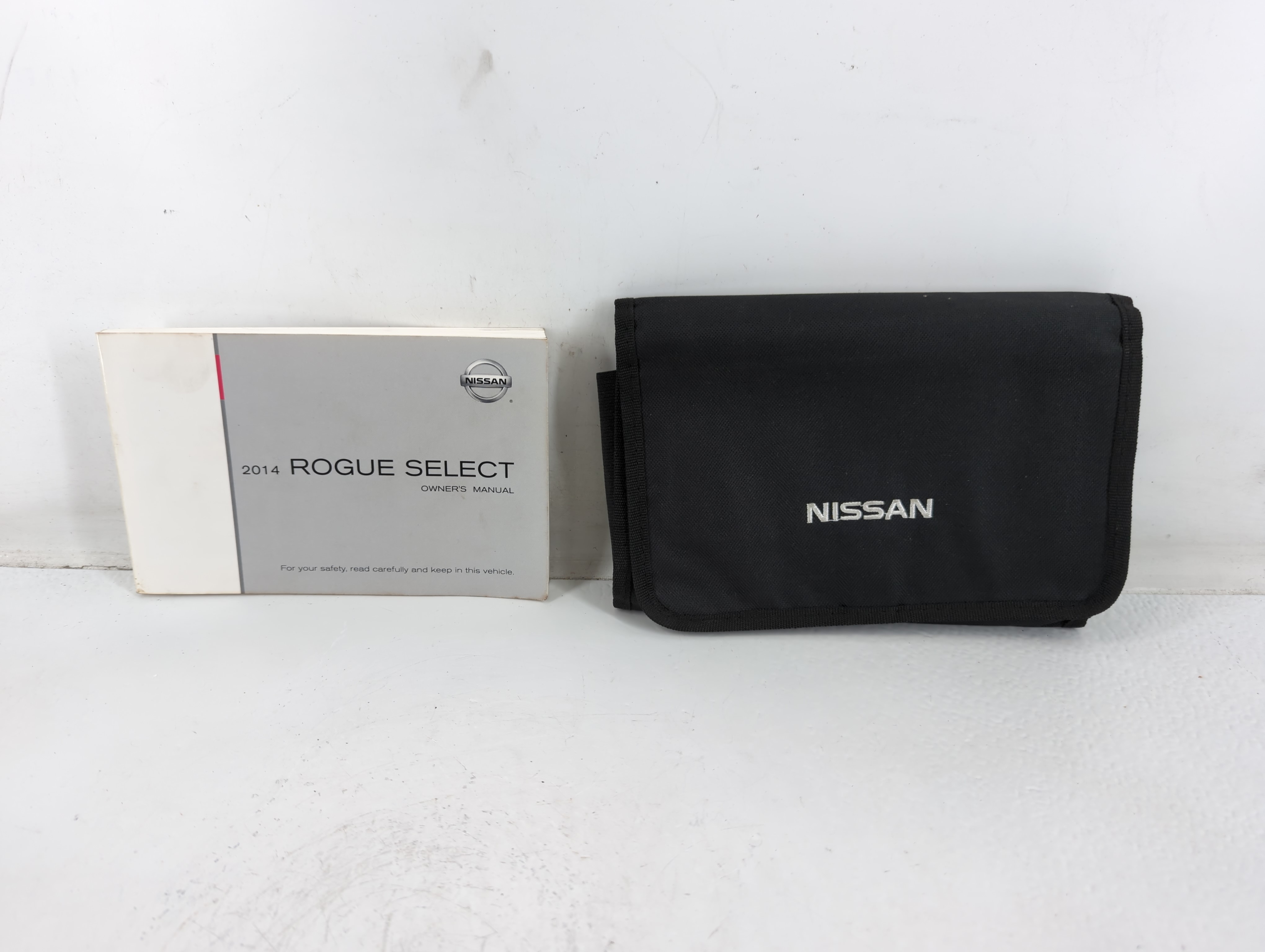 2014 Nissan Rogue Select Owners Manual Book Guide 723260 - Oemusedautoparts1.com