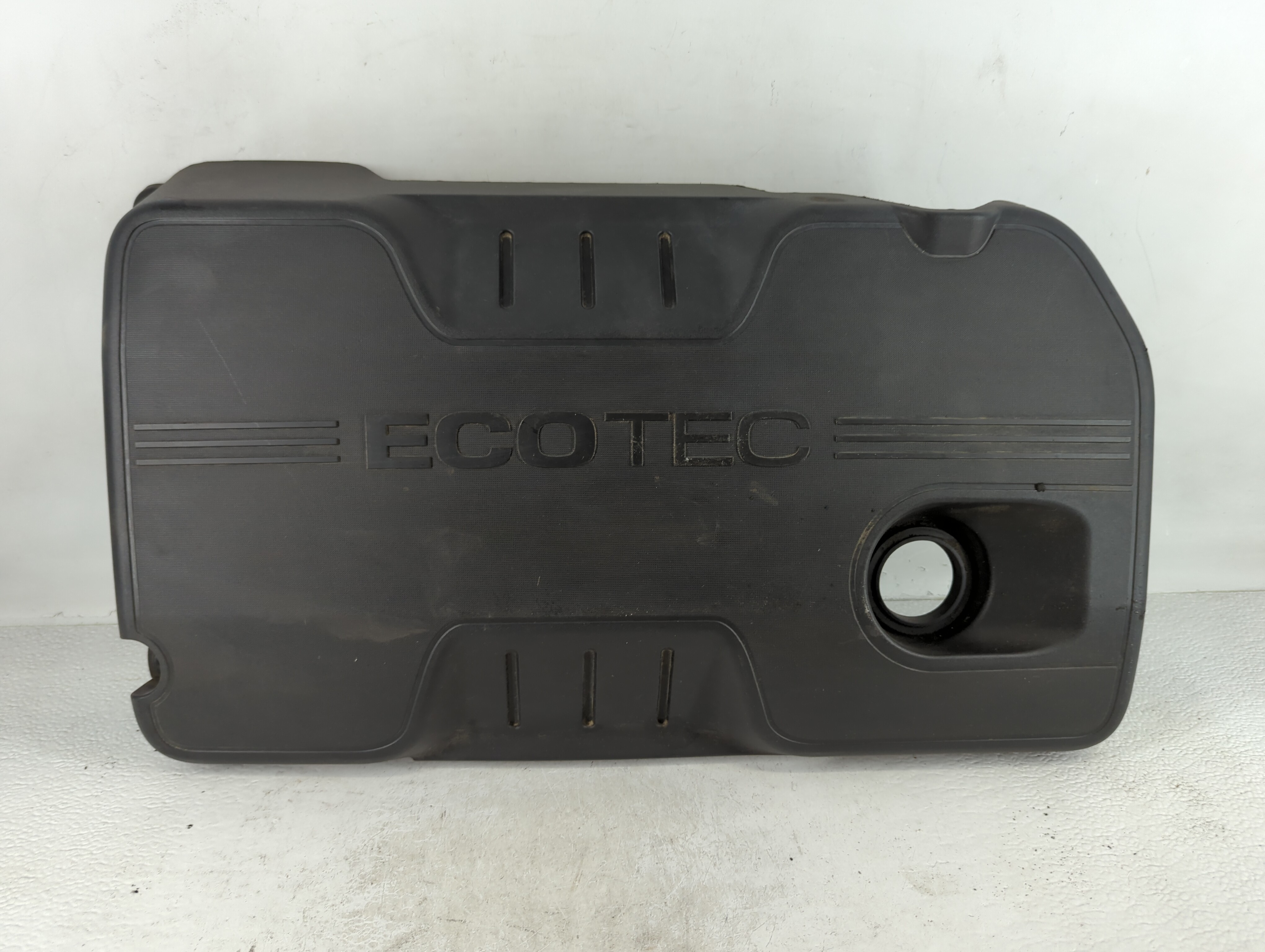 Picture of 2016 Buick Lacrosse Engine Cover 723333