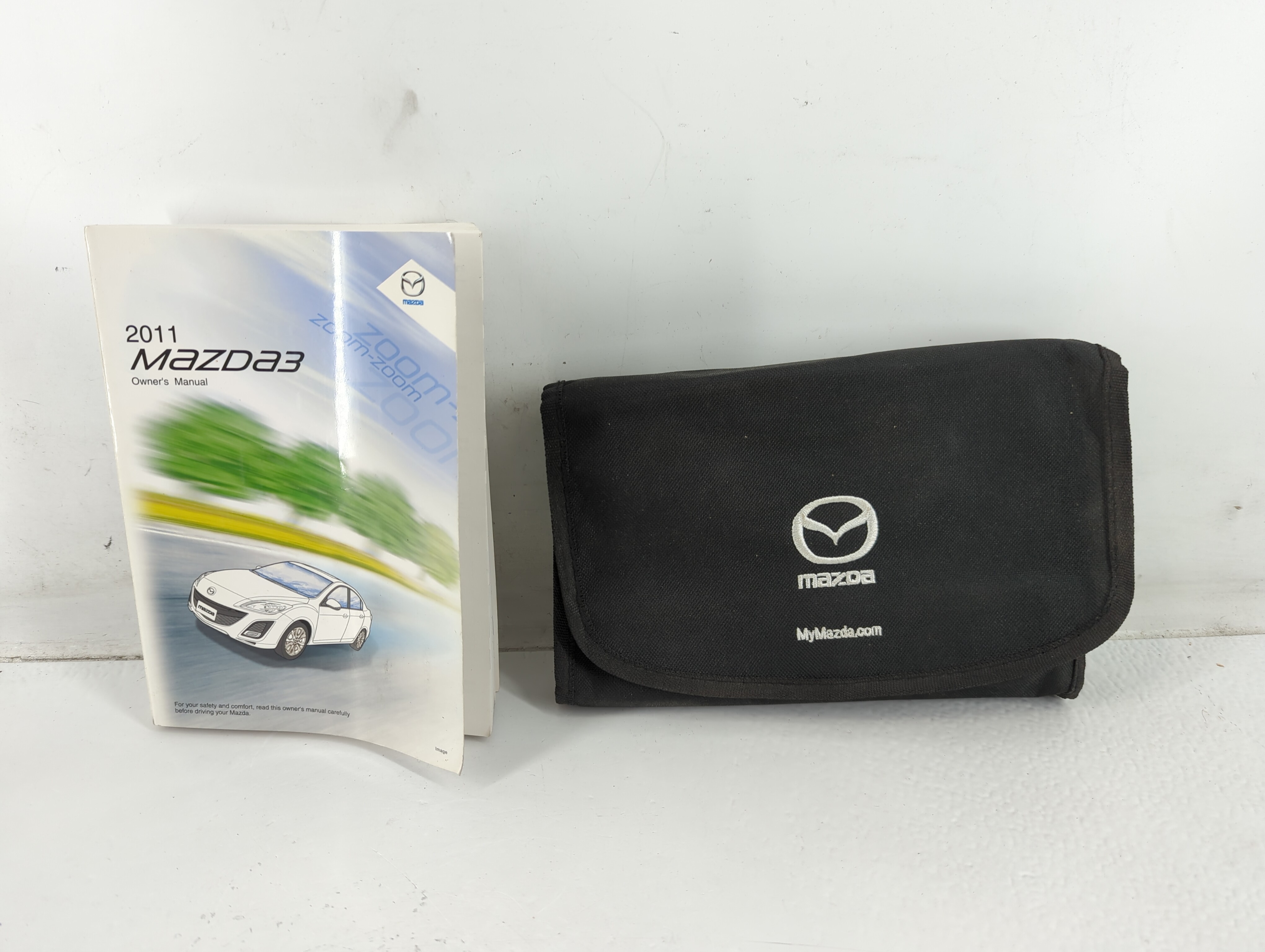 2011 Mazda 3 Owners Manual Book Guide 723460 - Oemusedautoparts1.com