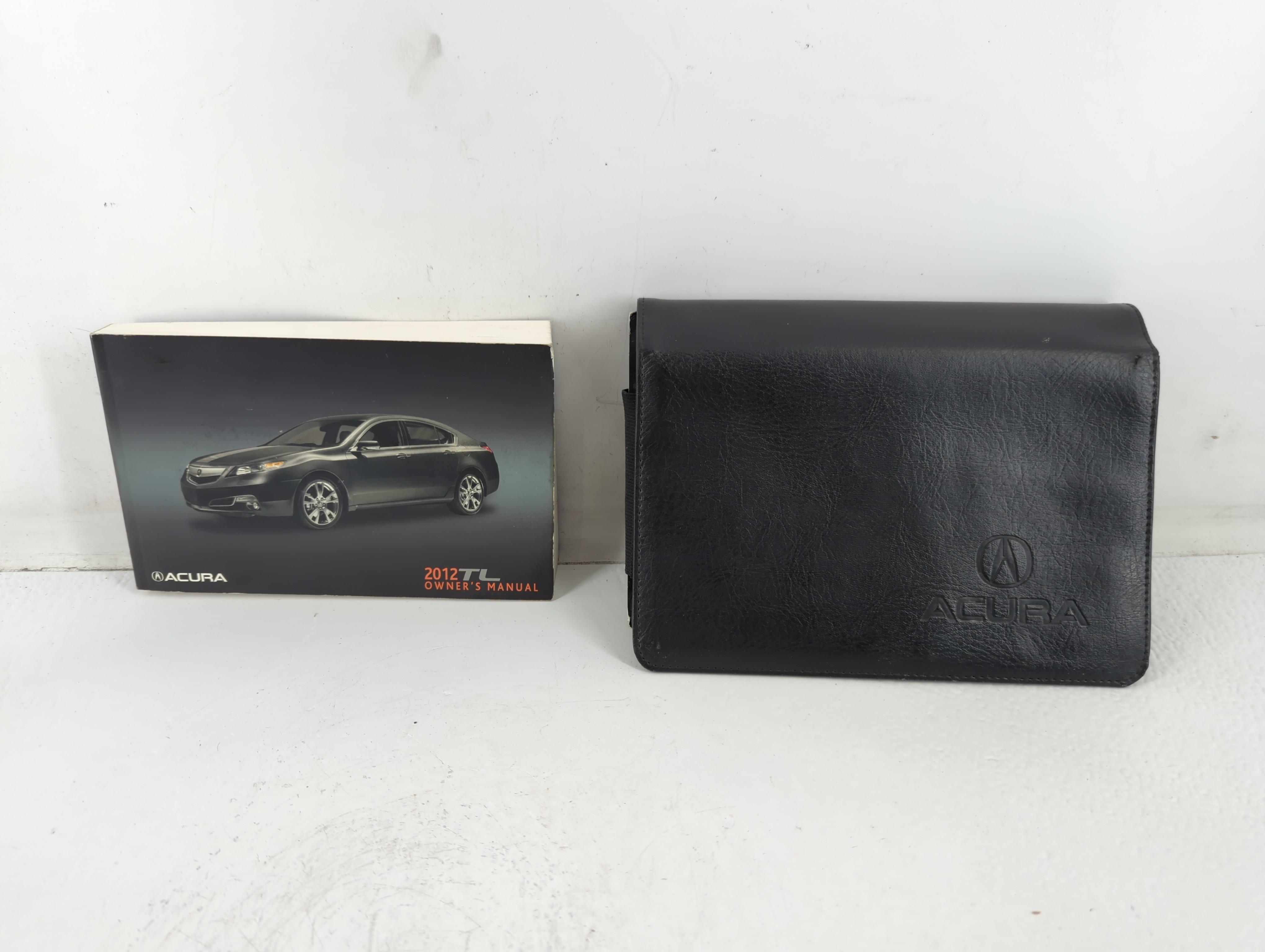 Picture of 2012 Acura Tl Owners Manual Book Guide 723471