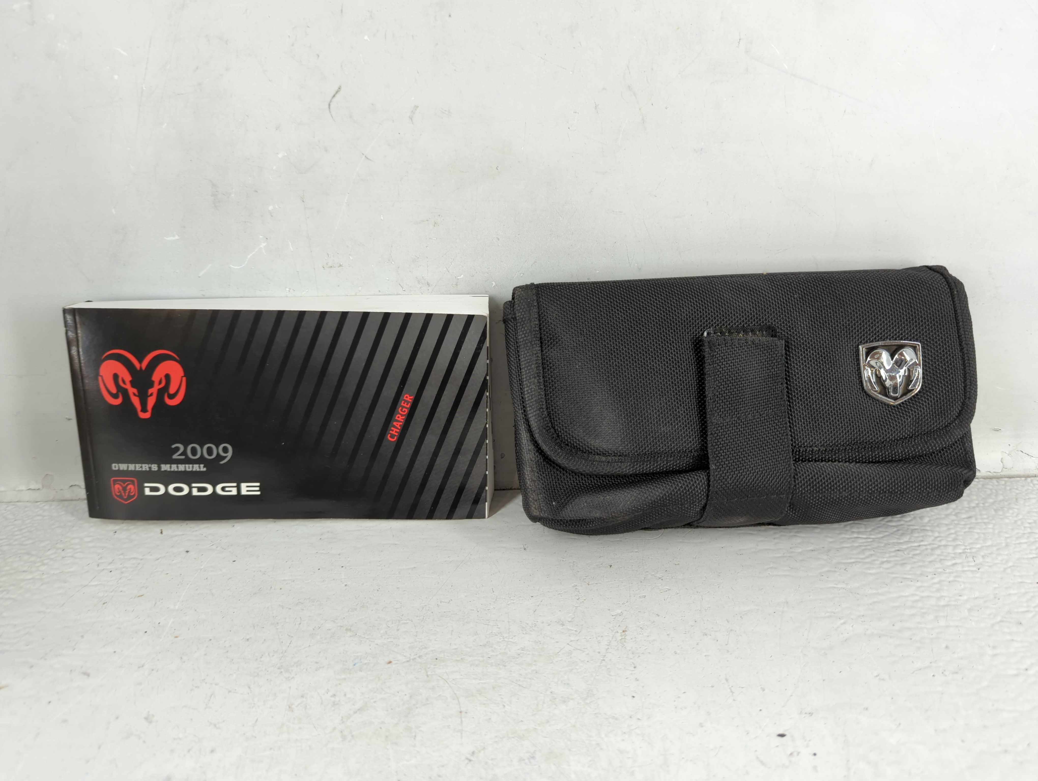 2009 Dodge Charger Owners Manual Book Guide 723492 - Oemusedautoparts1.com