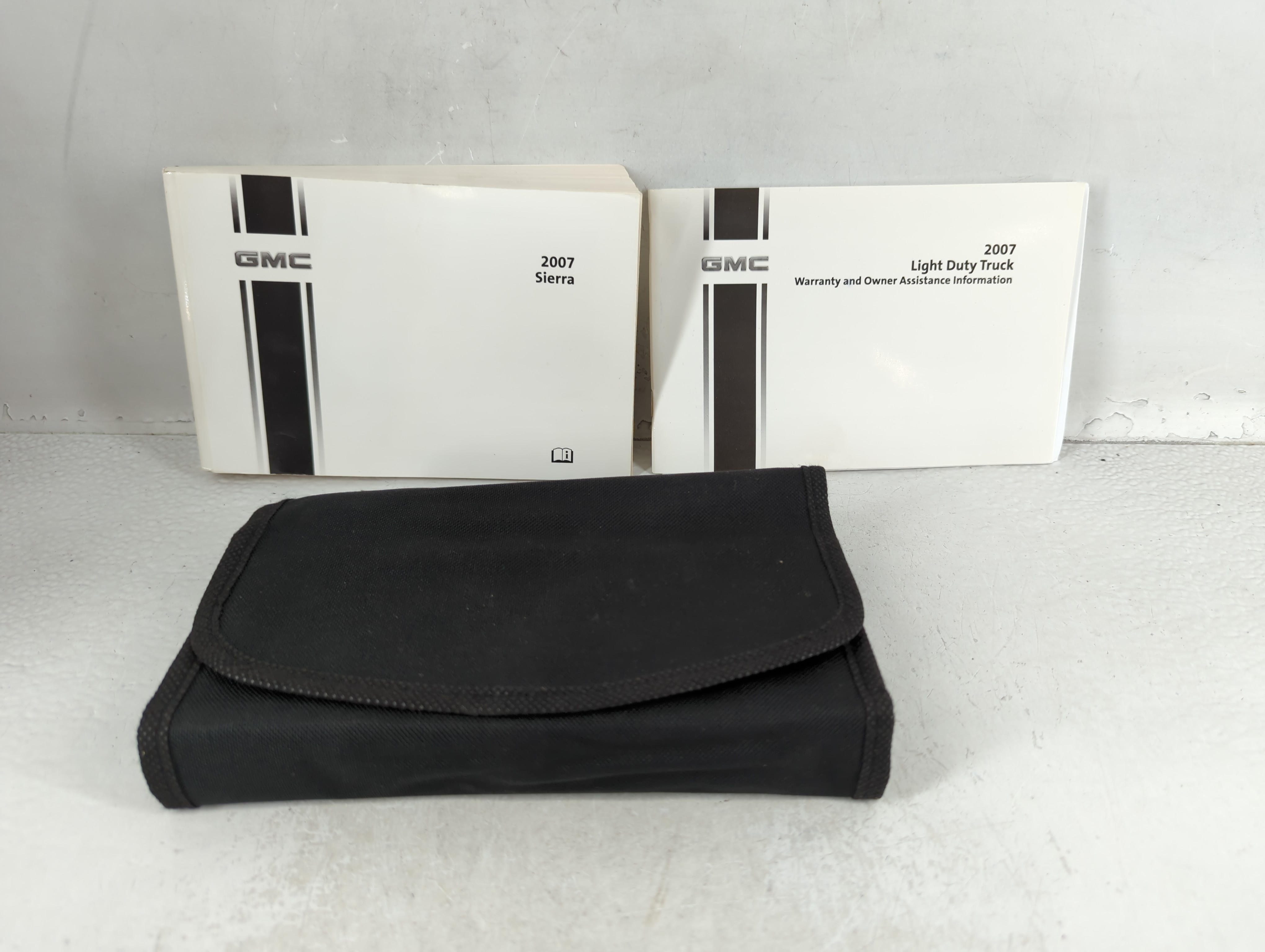2007 Gmc Sierra 1500 Owners Manual Book Guide 723597 - Oemusedautoparts1.com