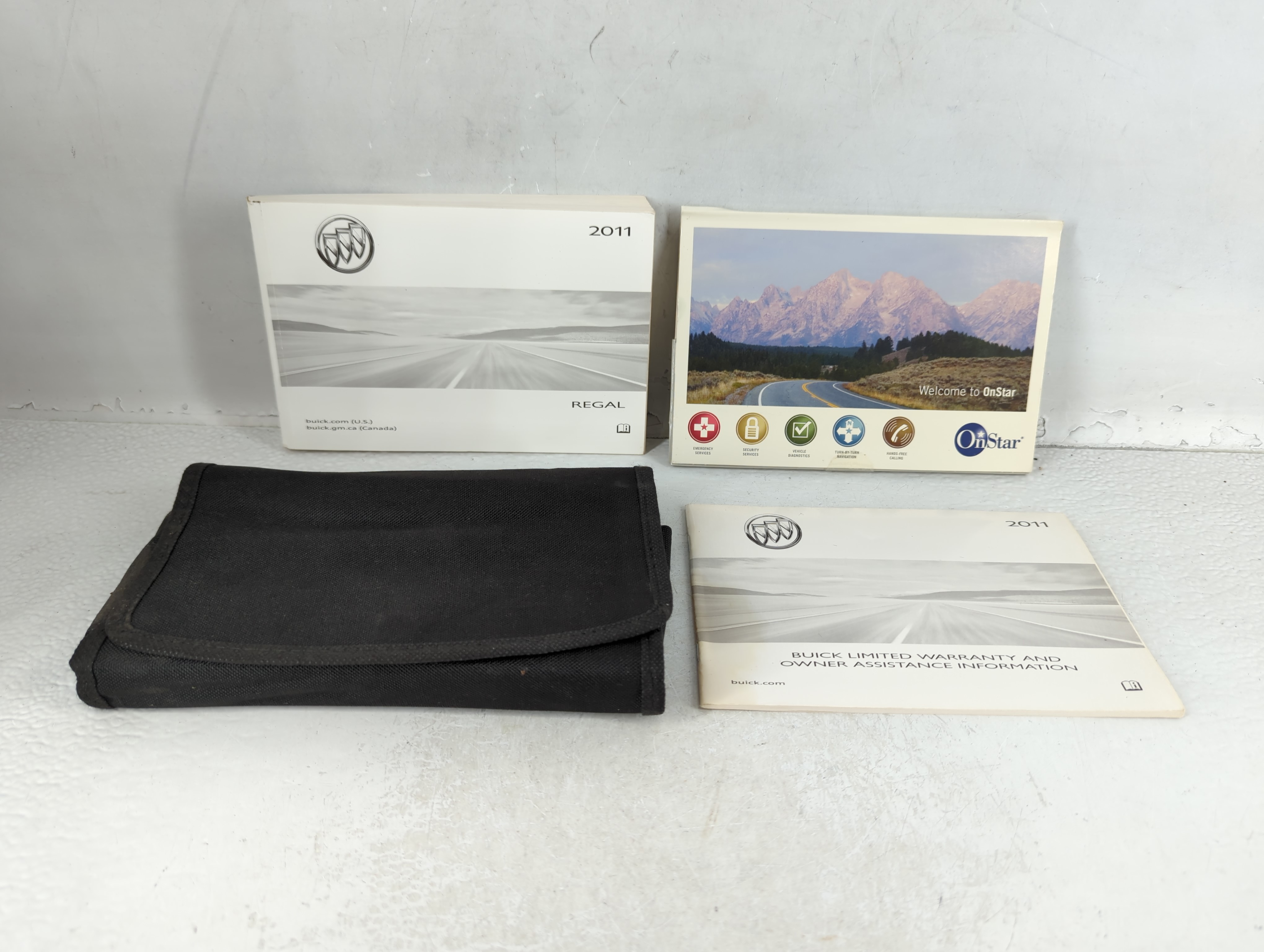 Picture of 2011 Buick Regal Owners Manual Book Guide 723620