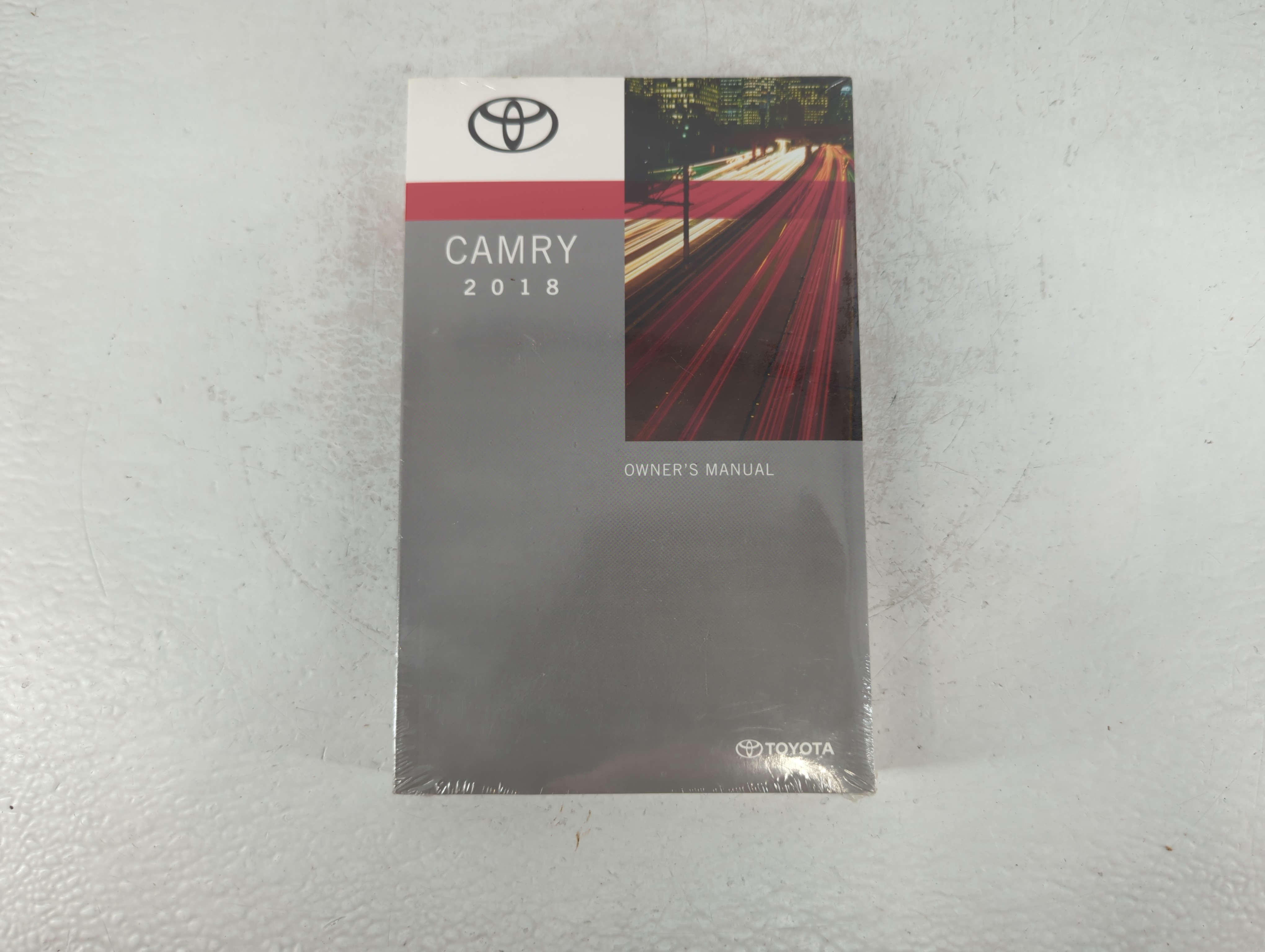 Picture of 2018 Toyota Camry Owners Manual Book Guide 723630