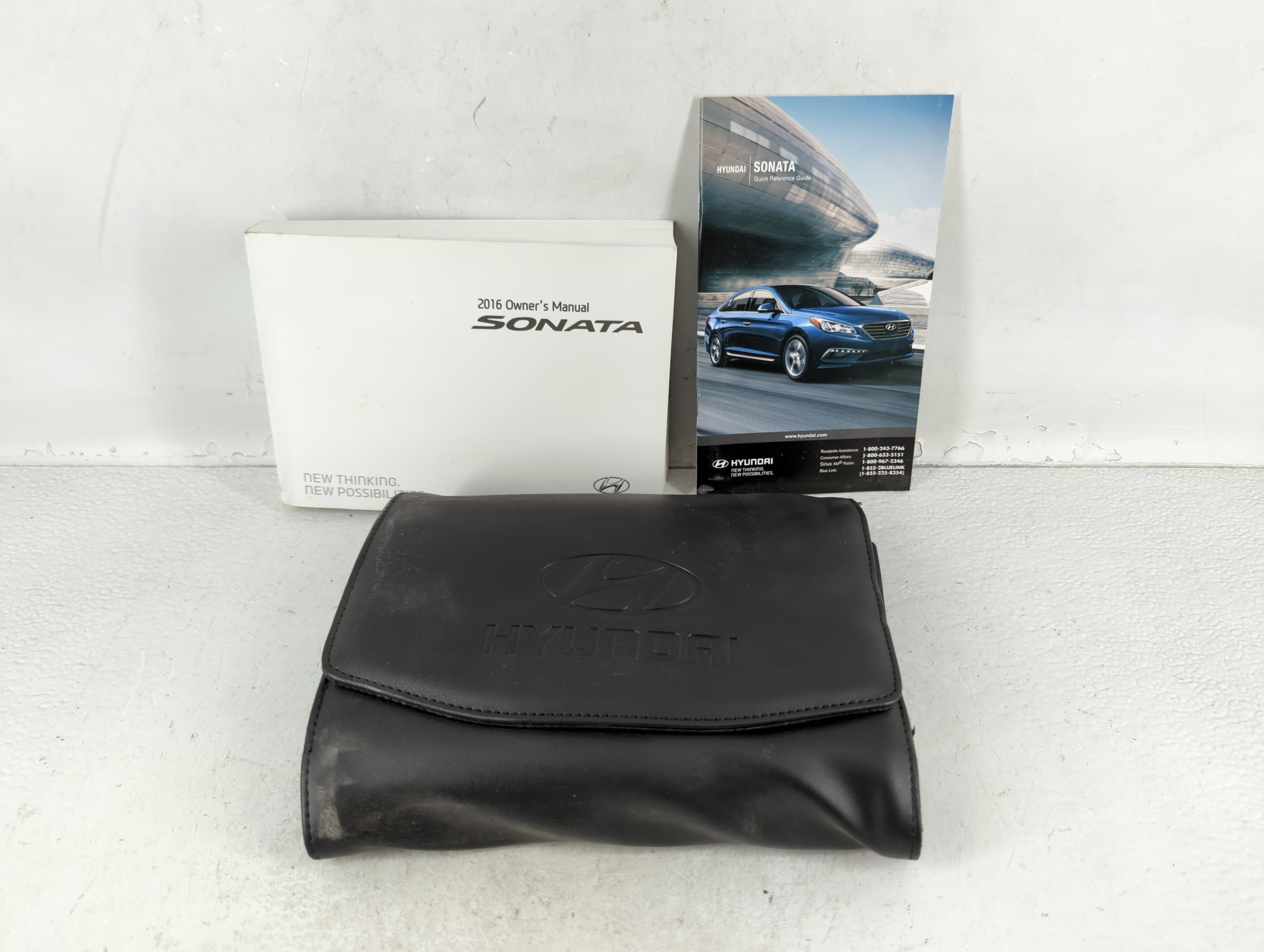 Picture of 2016 Hyundai Sonata Owners Manual Book Guide 723658