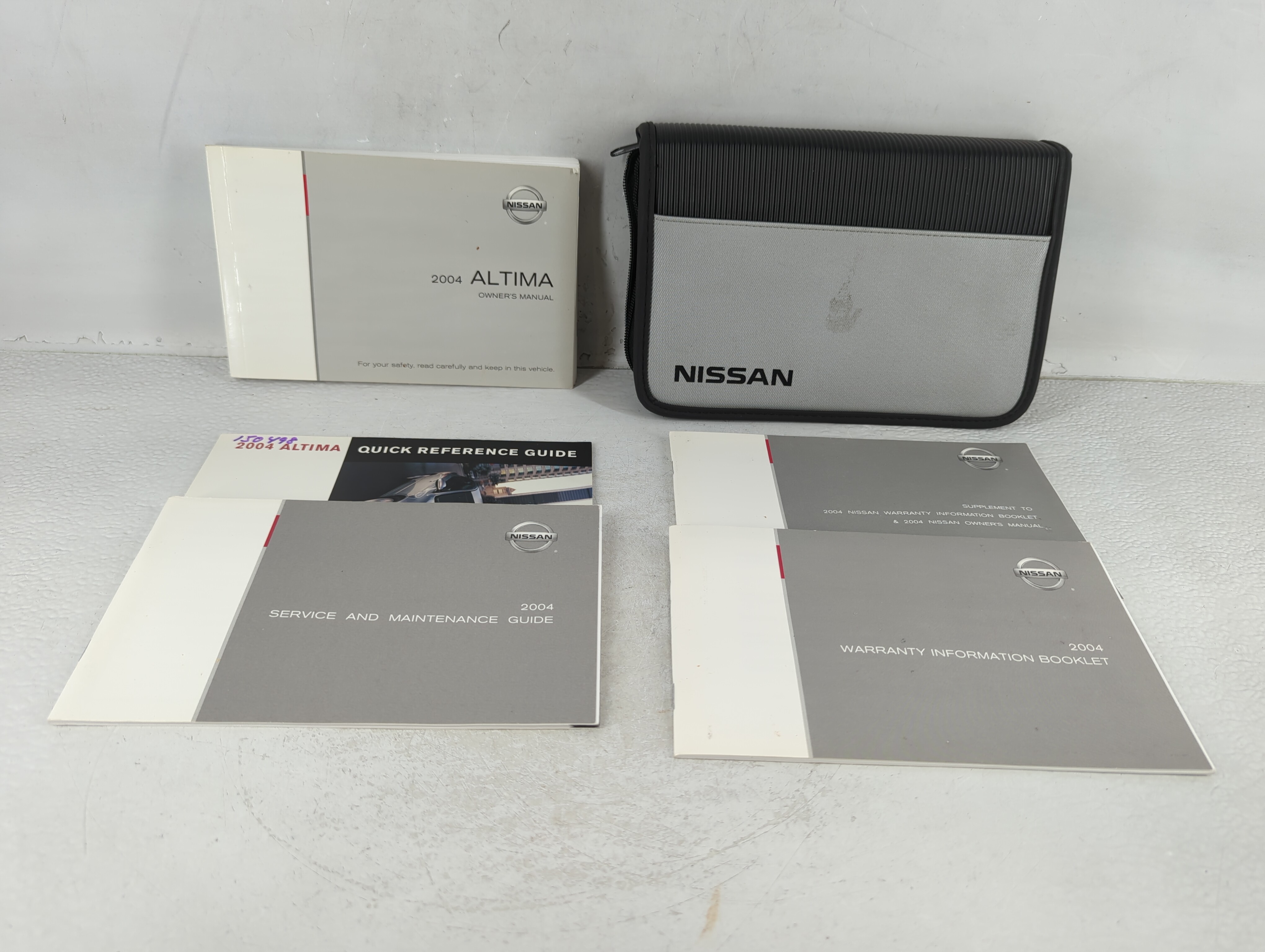 2004 Nissan Altima Owners Manual Book Guide 723665 - Oemusedautoparts1.com
