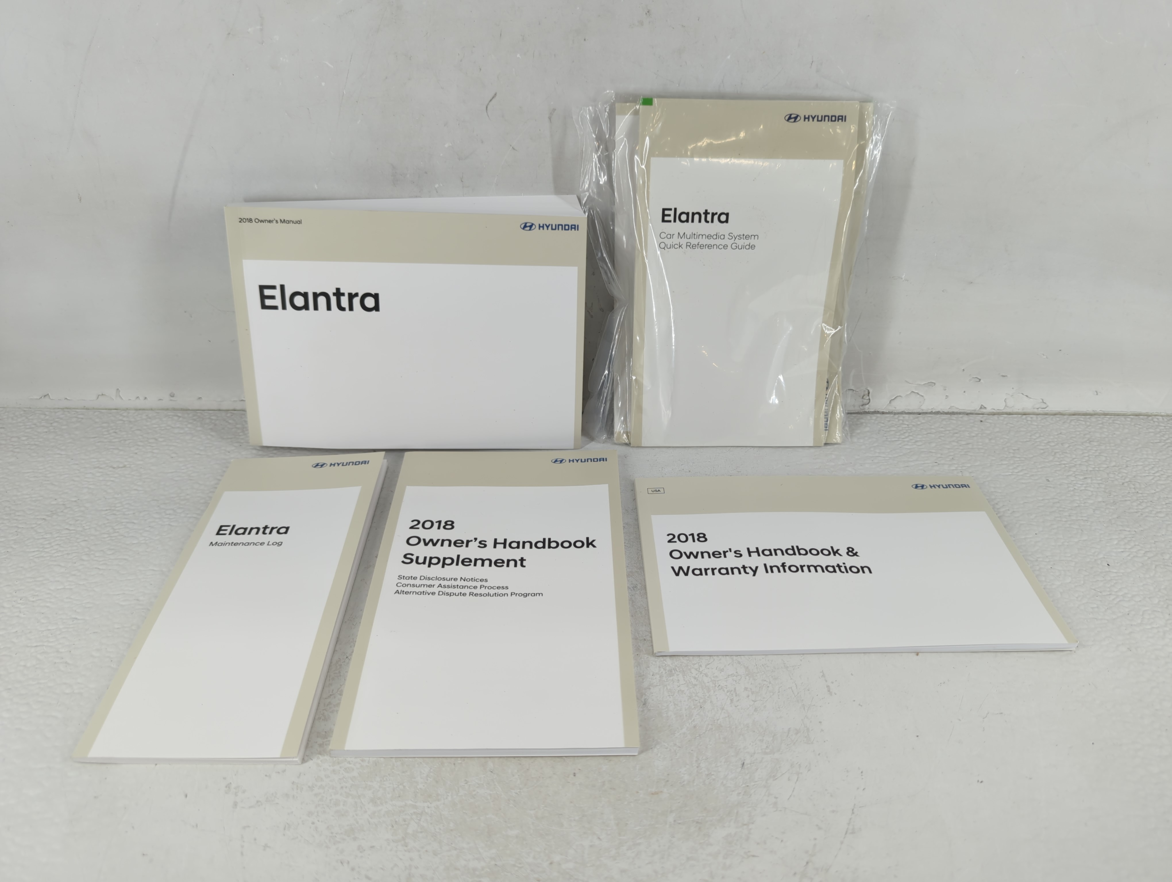 2018 Hyundai Elantra Owners Manual Book Guide 723671 - Oemusedautoparts1.com