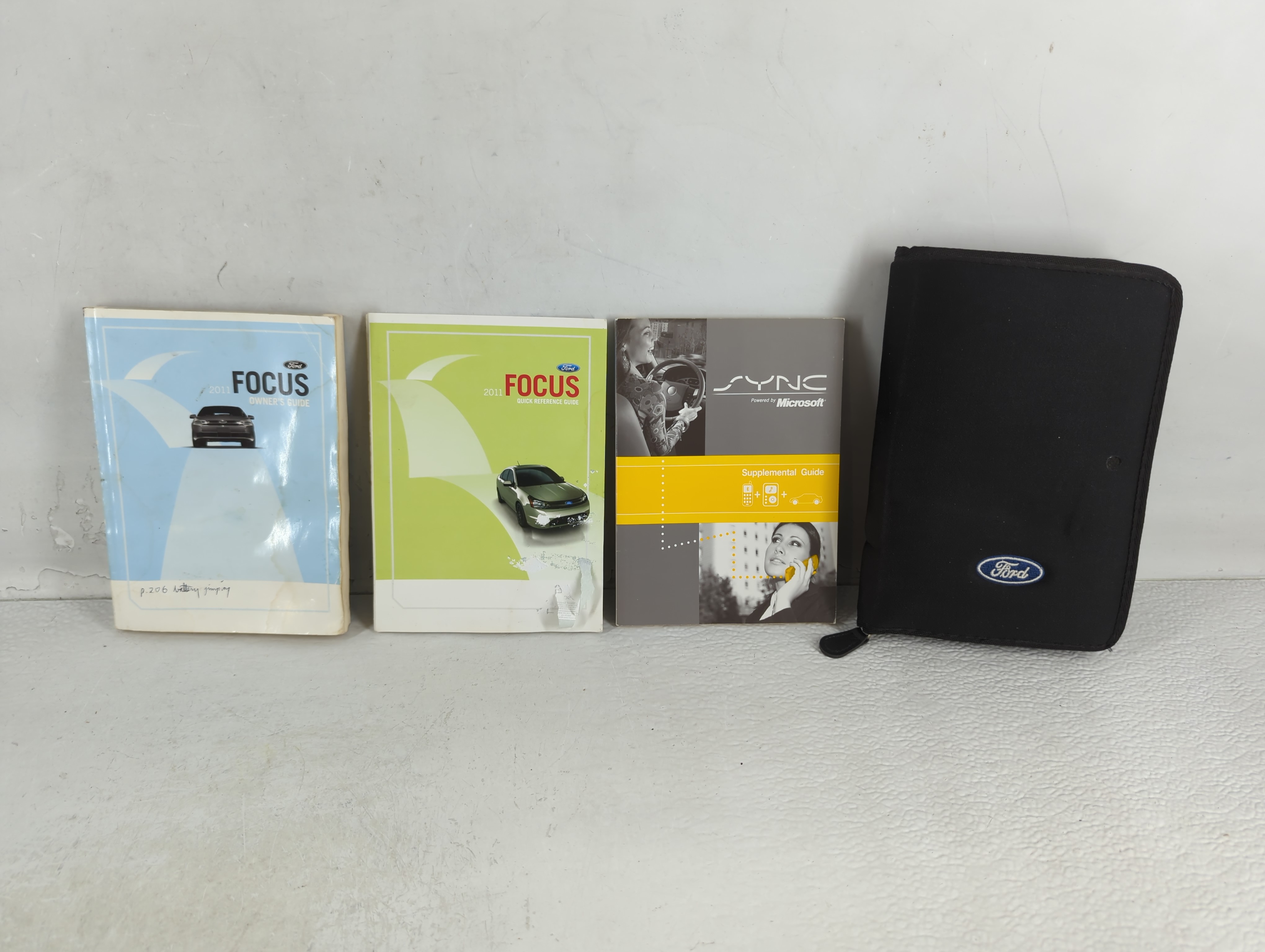 2011 Ford Focus Owners Manual Book Guide 723680 - Oemusedautoparts1.com