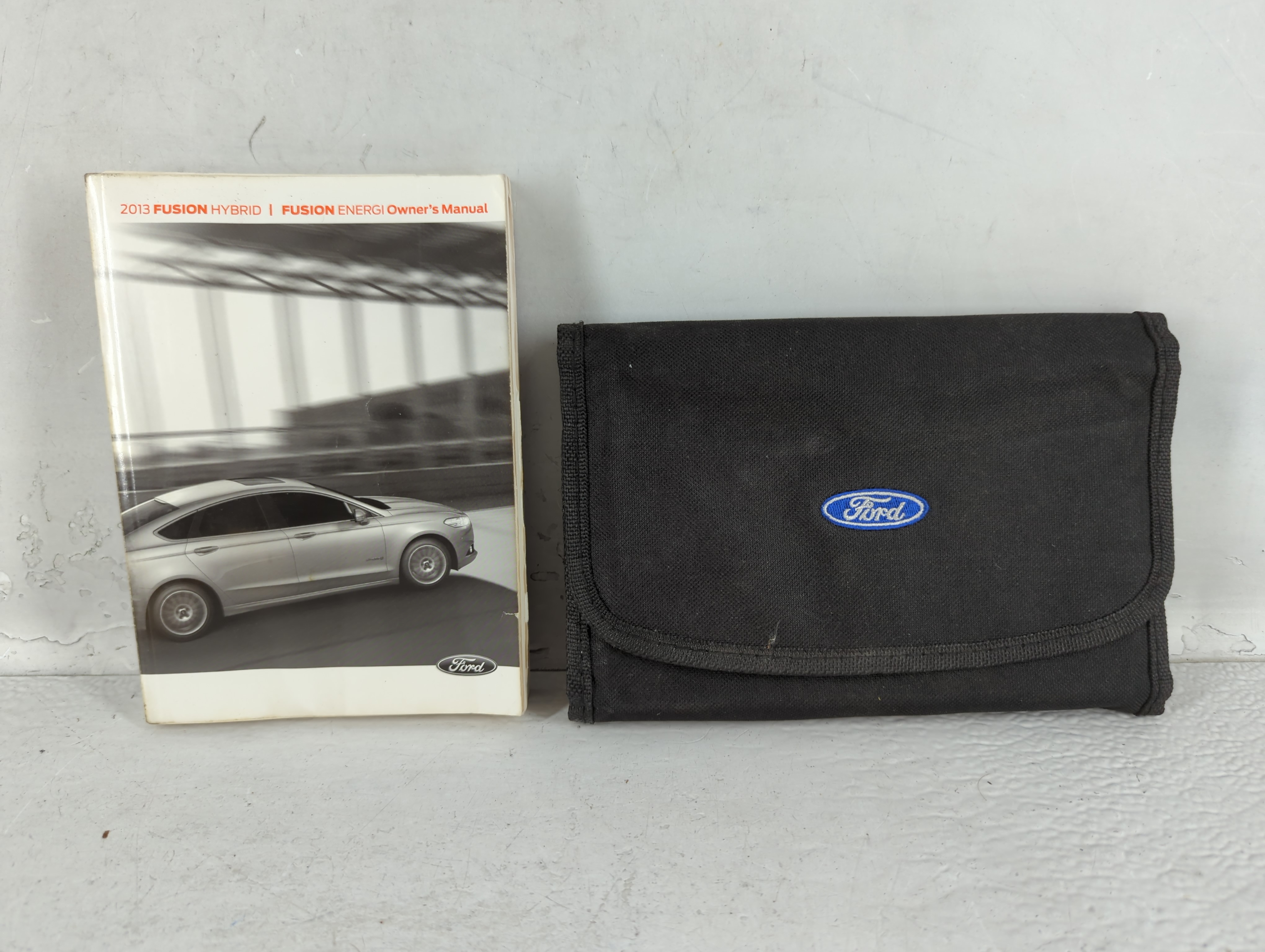 Picture of 2013 Ford Fusion Owners Manual Book Guide 723704