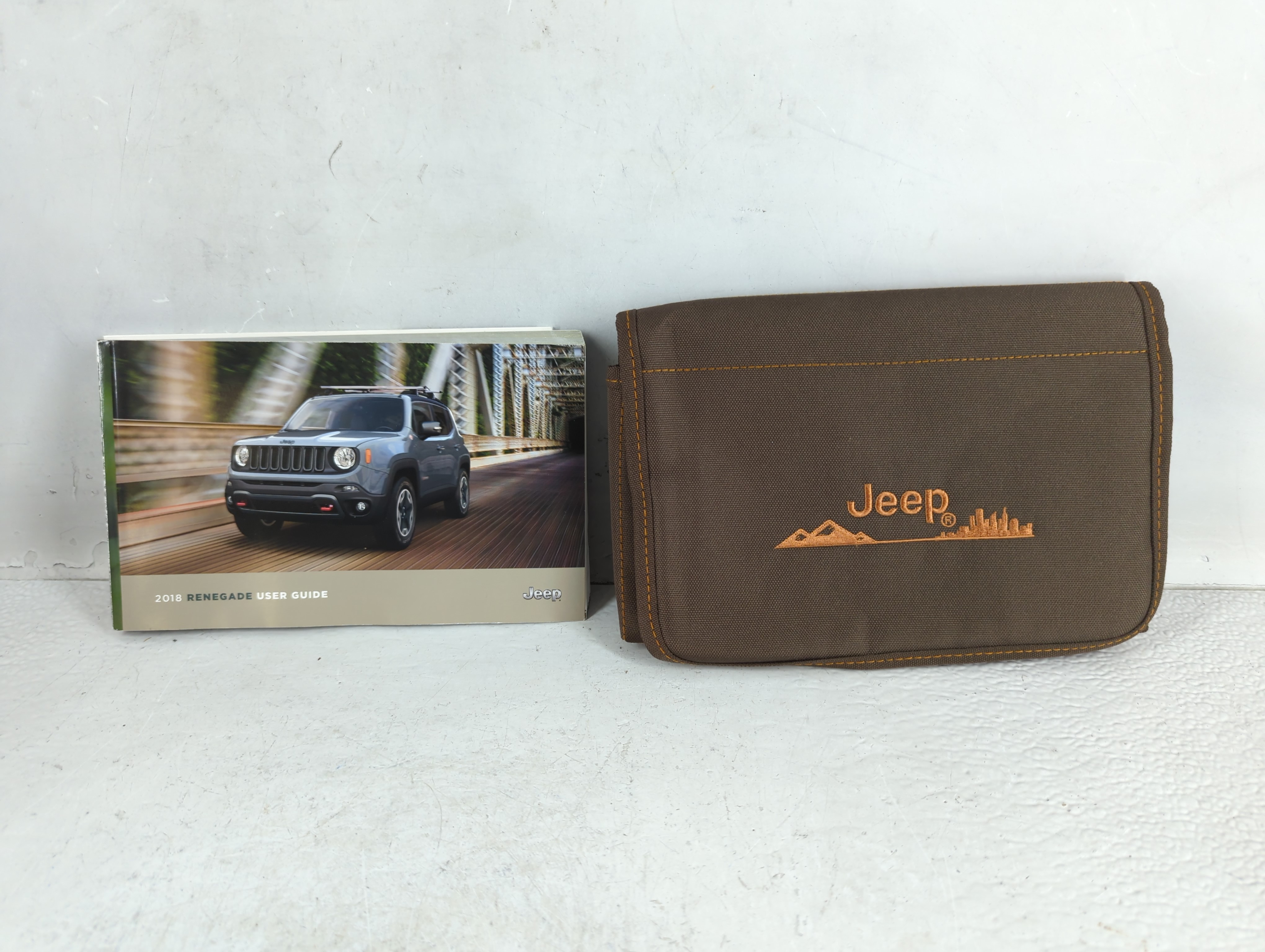 Picture of 2018 Jeep Renegade Owners Manual Book Guide 723710