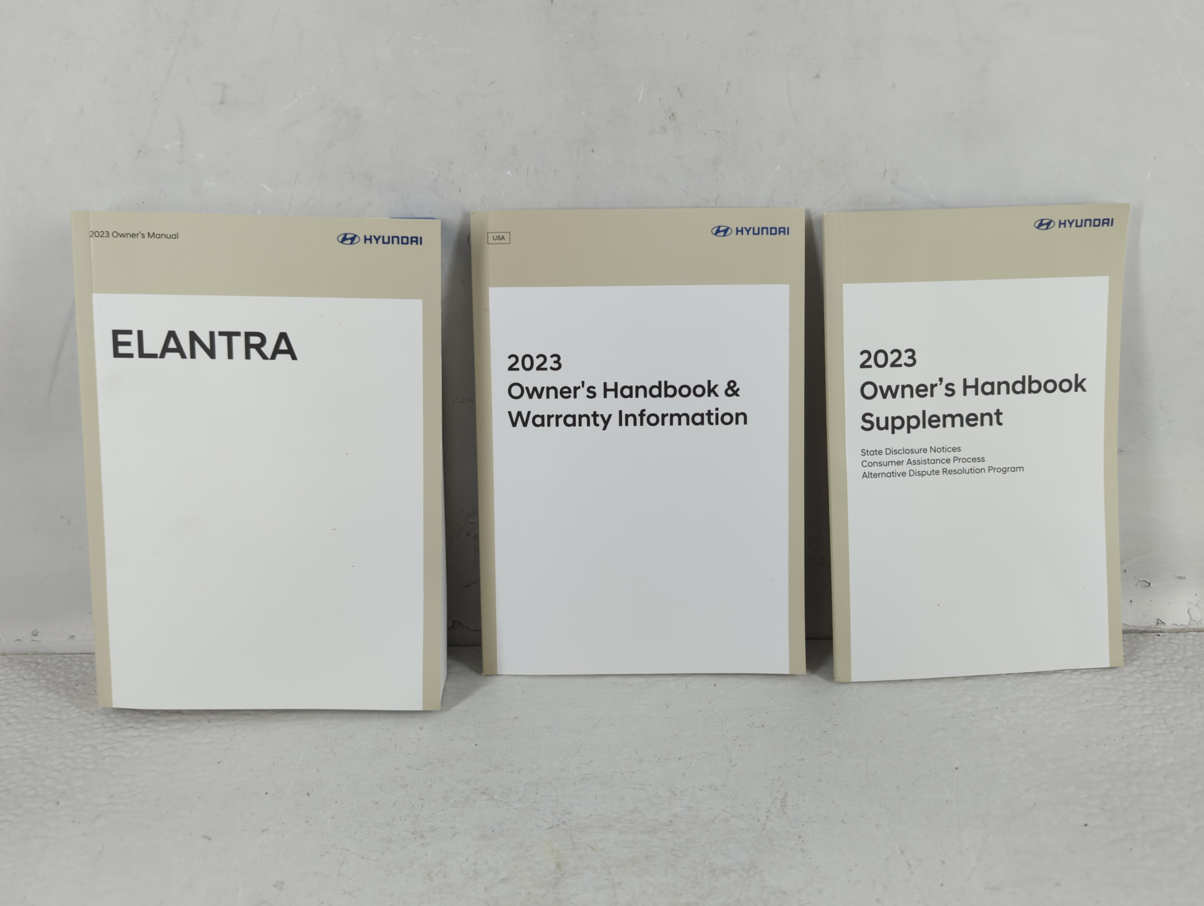2023 Hyundai Elantra Owners Manual Book Guide 723740 - Oemusedautoparts1.com