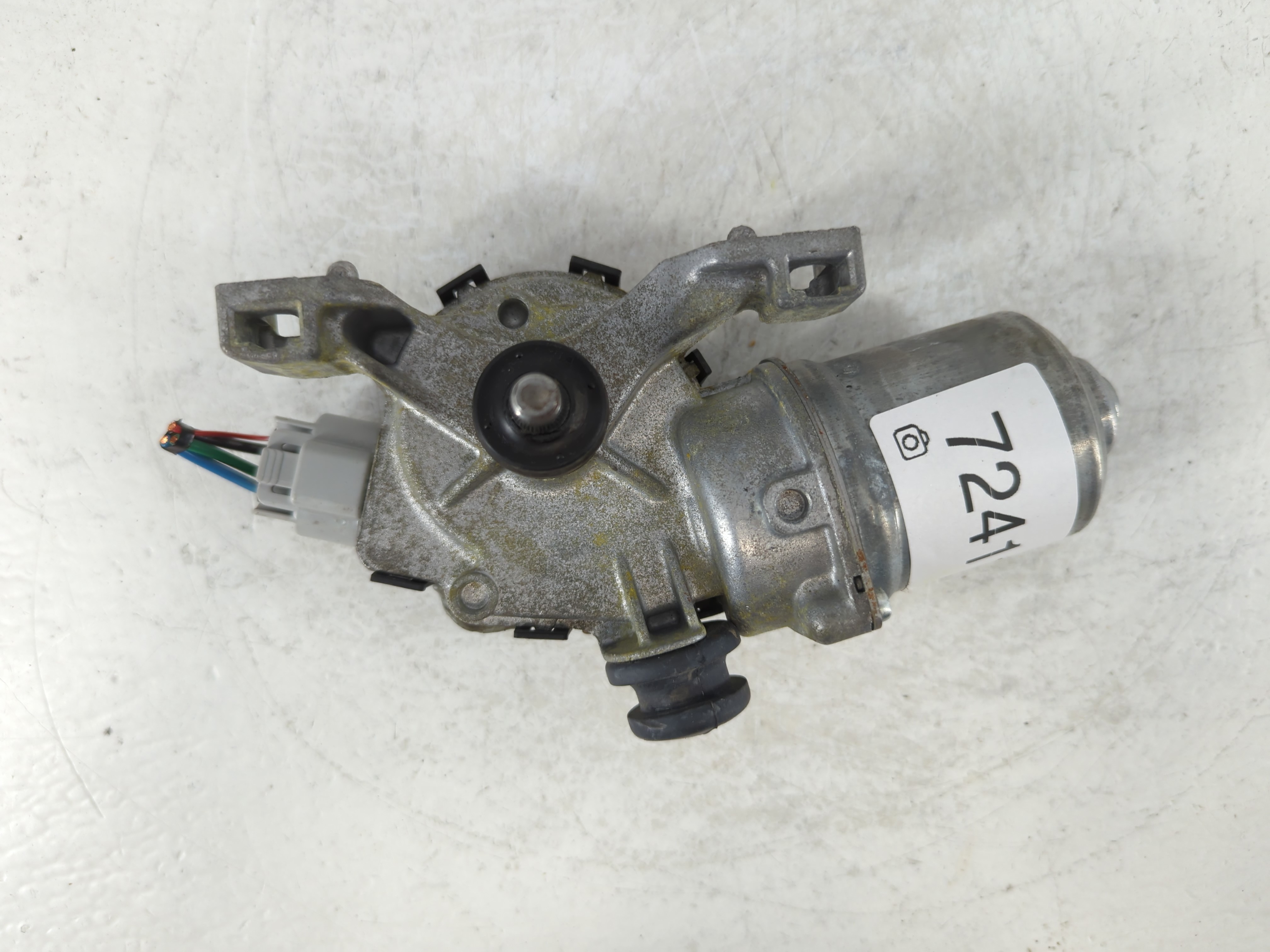 2016-2022 Honda Pilot Front Windshield Wiper Motor 724111 - Oemusedautoparts1.com