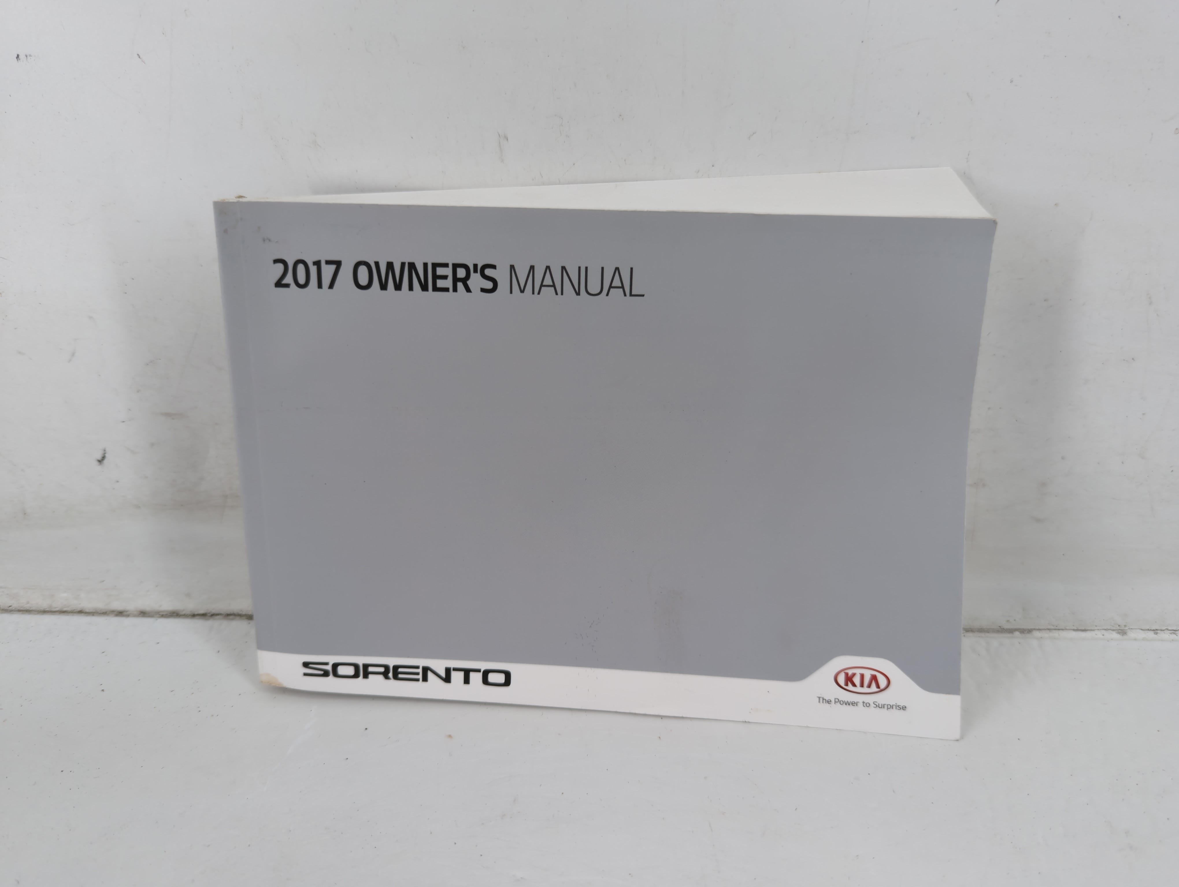2017 Kia Sorento Owners Manual Book Guide 724258 - Oemusedautoparts1.com