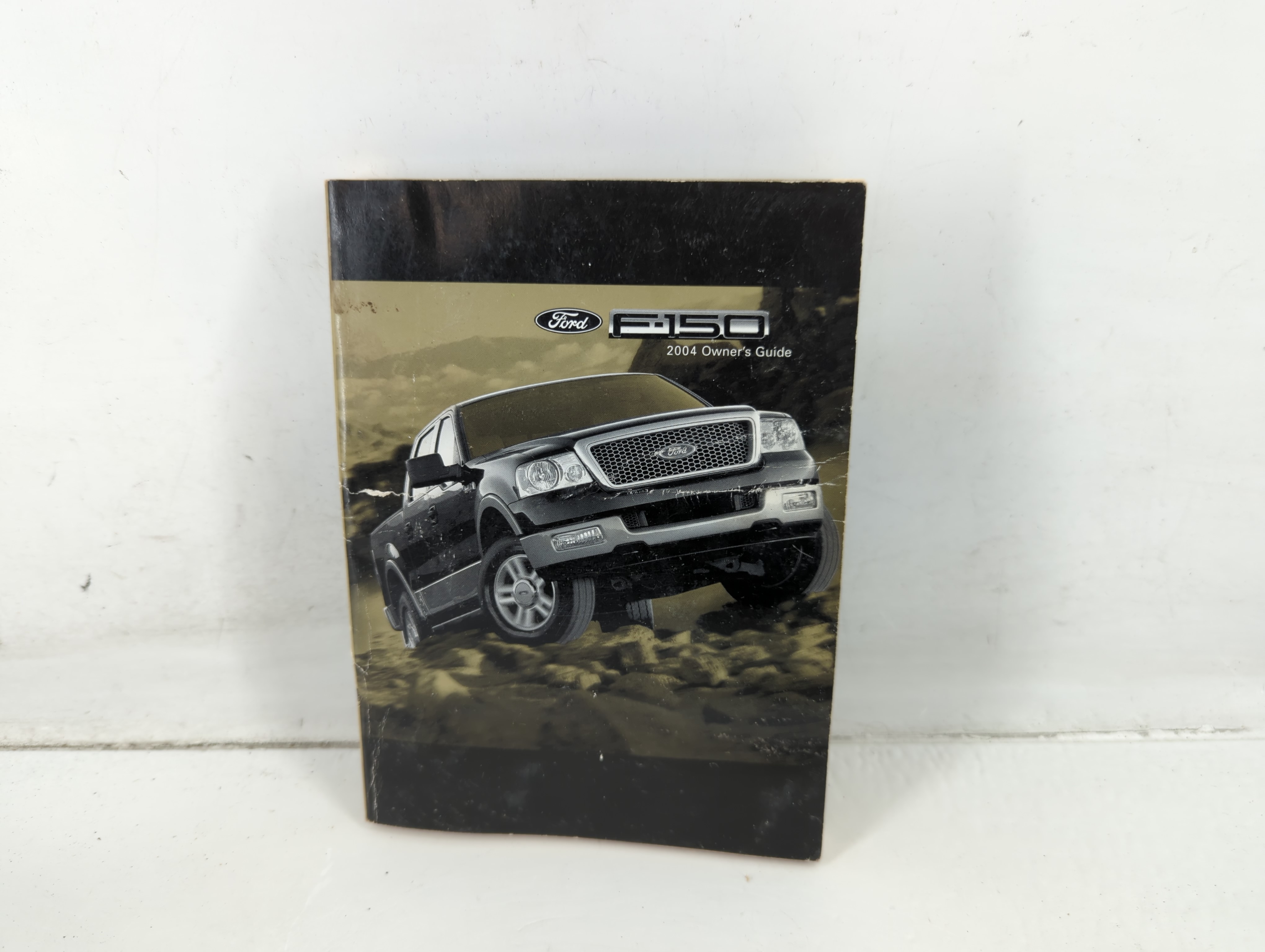 Picture of 2004 Ford F-150 Owners Manual Book Guide 724260