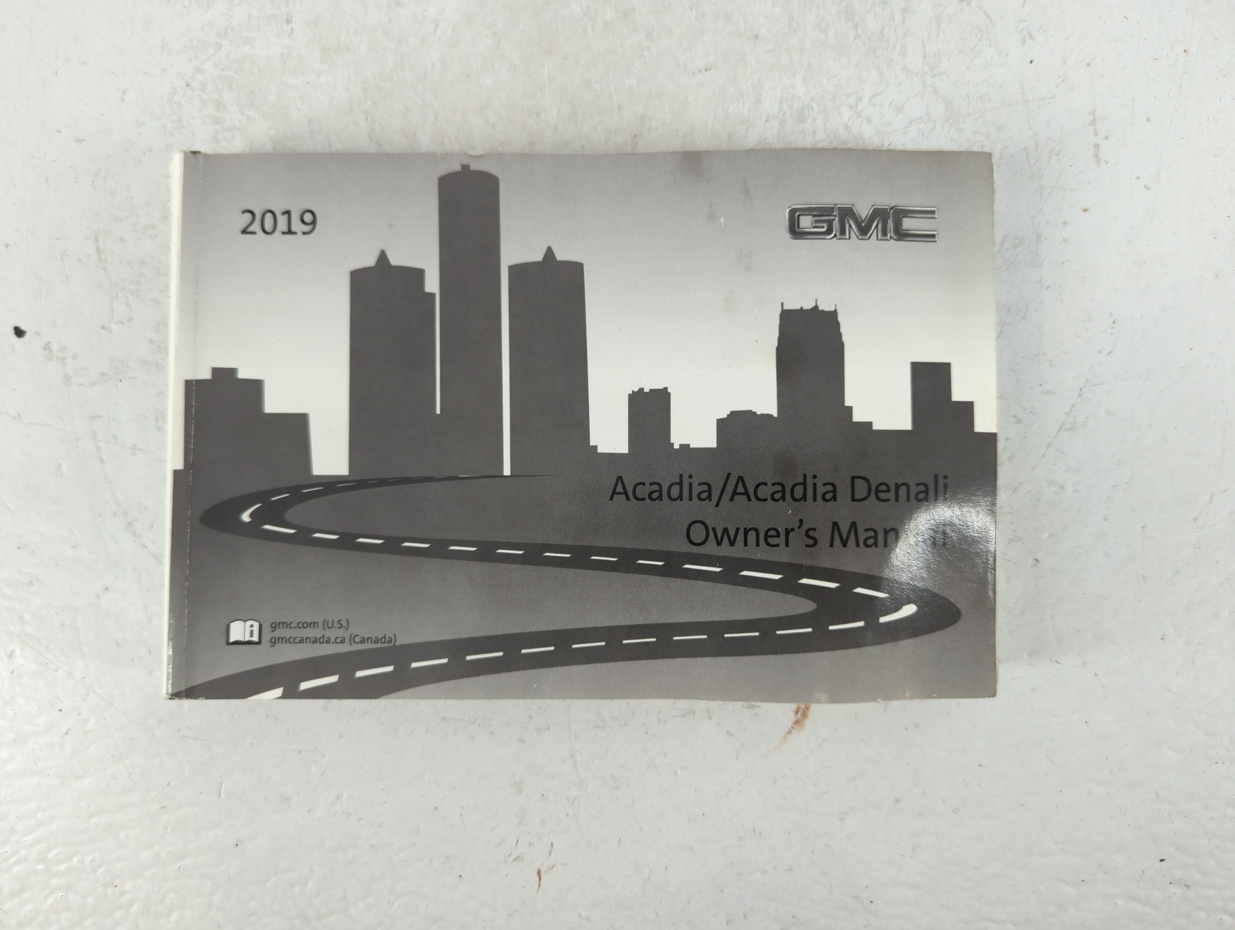 Picture of 2019 Gmc Acadia Owners Manual Book Guide 724356