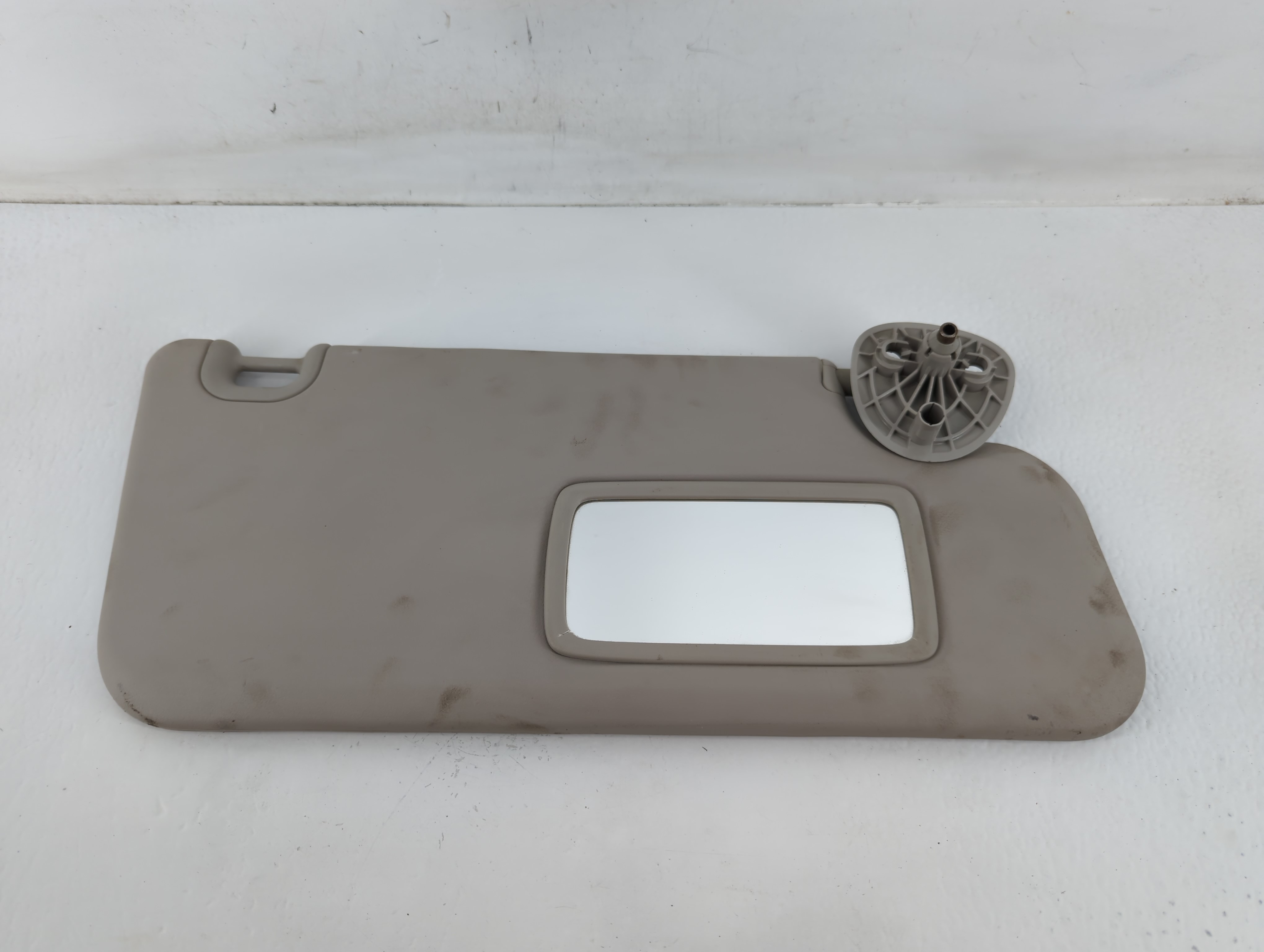 Picture of Dodge Ram 1500 Passenger Sun Visor Mirror Right Sunvisor Grey 724465