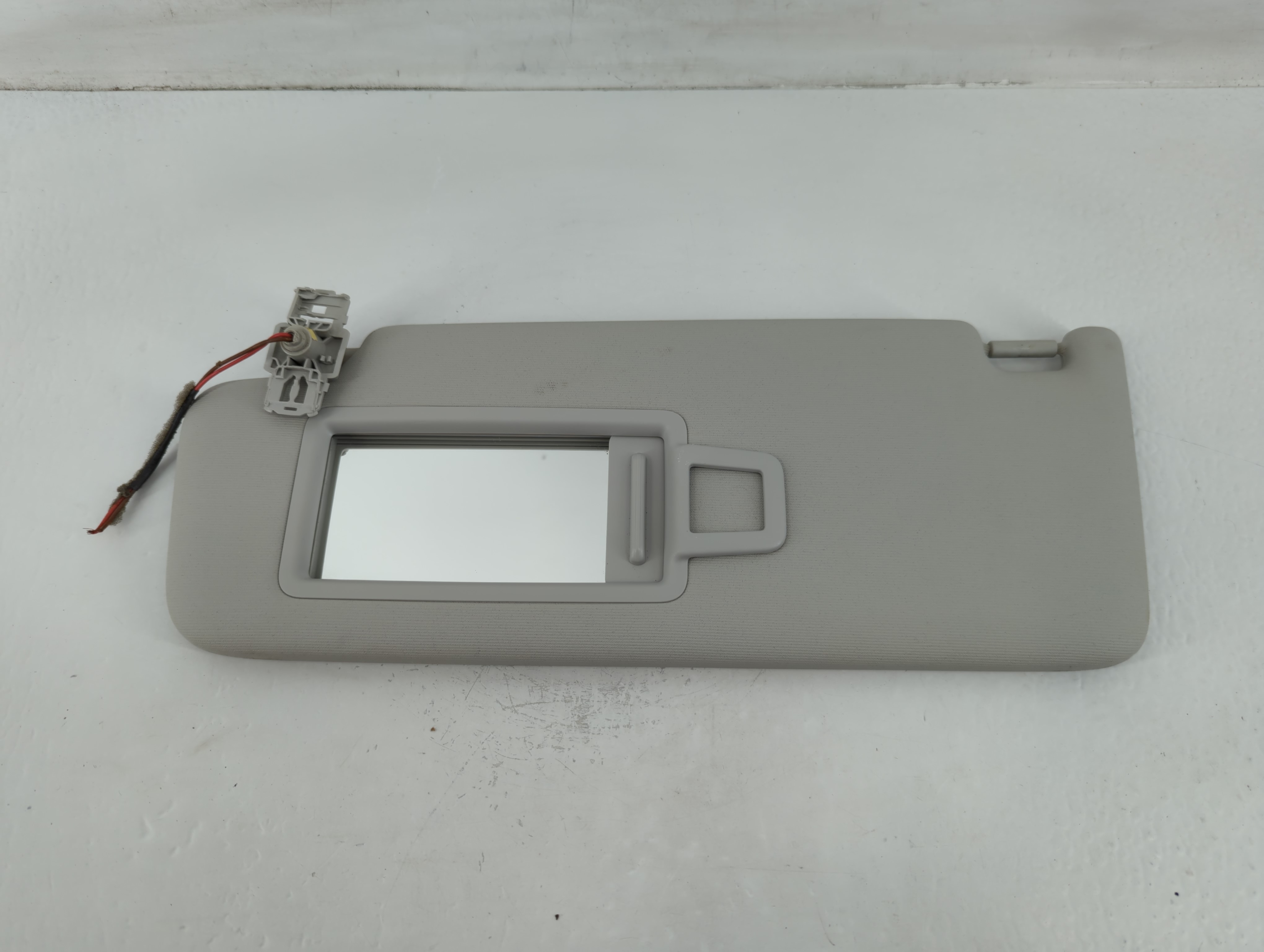 Picture of 2015-2019 Volkswagen Golf Passenger Sun Visor Mirror Right Sunvisor Grey 724507