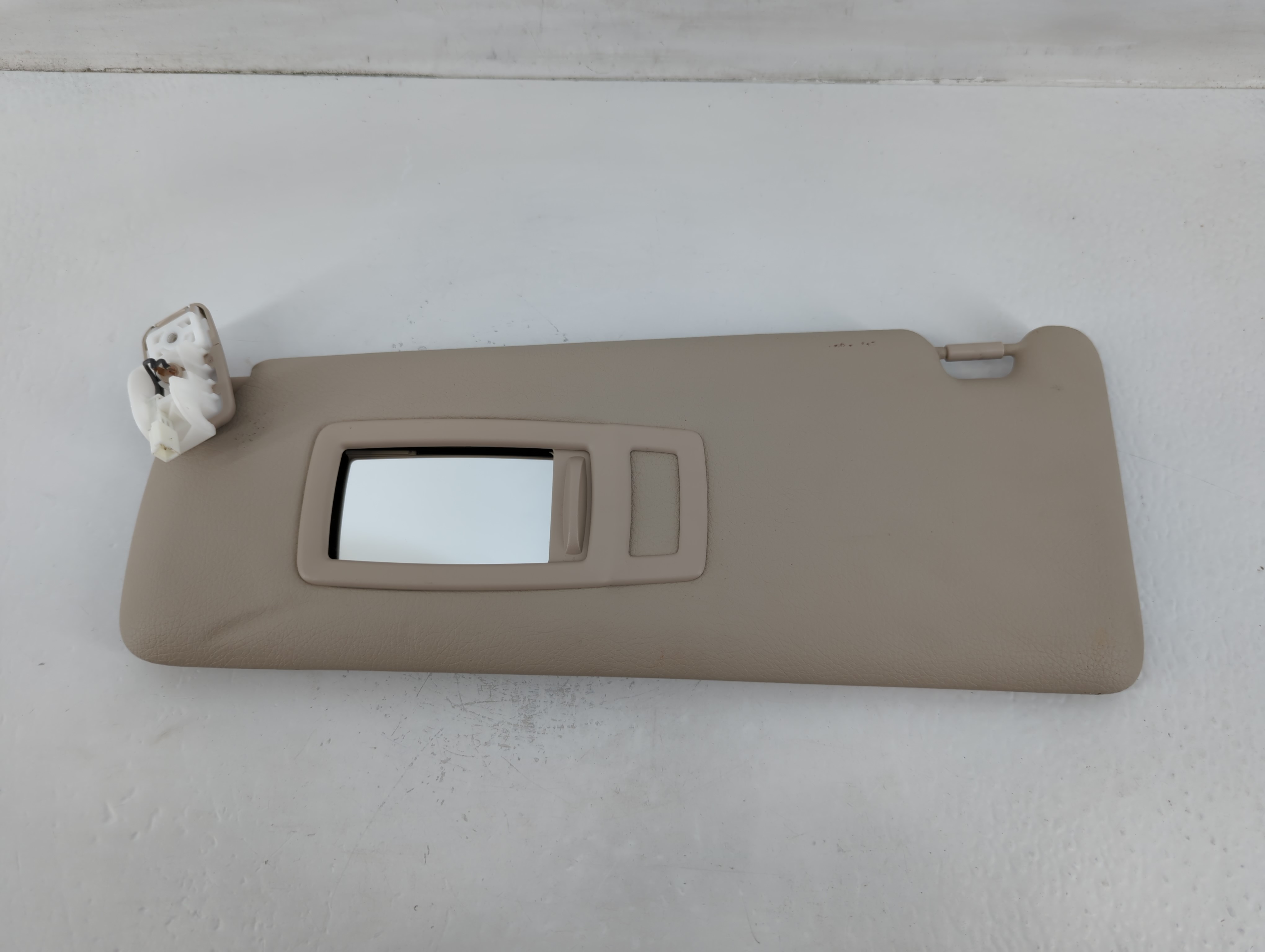 Picture of 2012-2016 Bmw 328i Driver Sun Visor Mirror Left Sunvisor Grey 724539