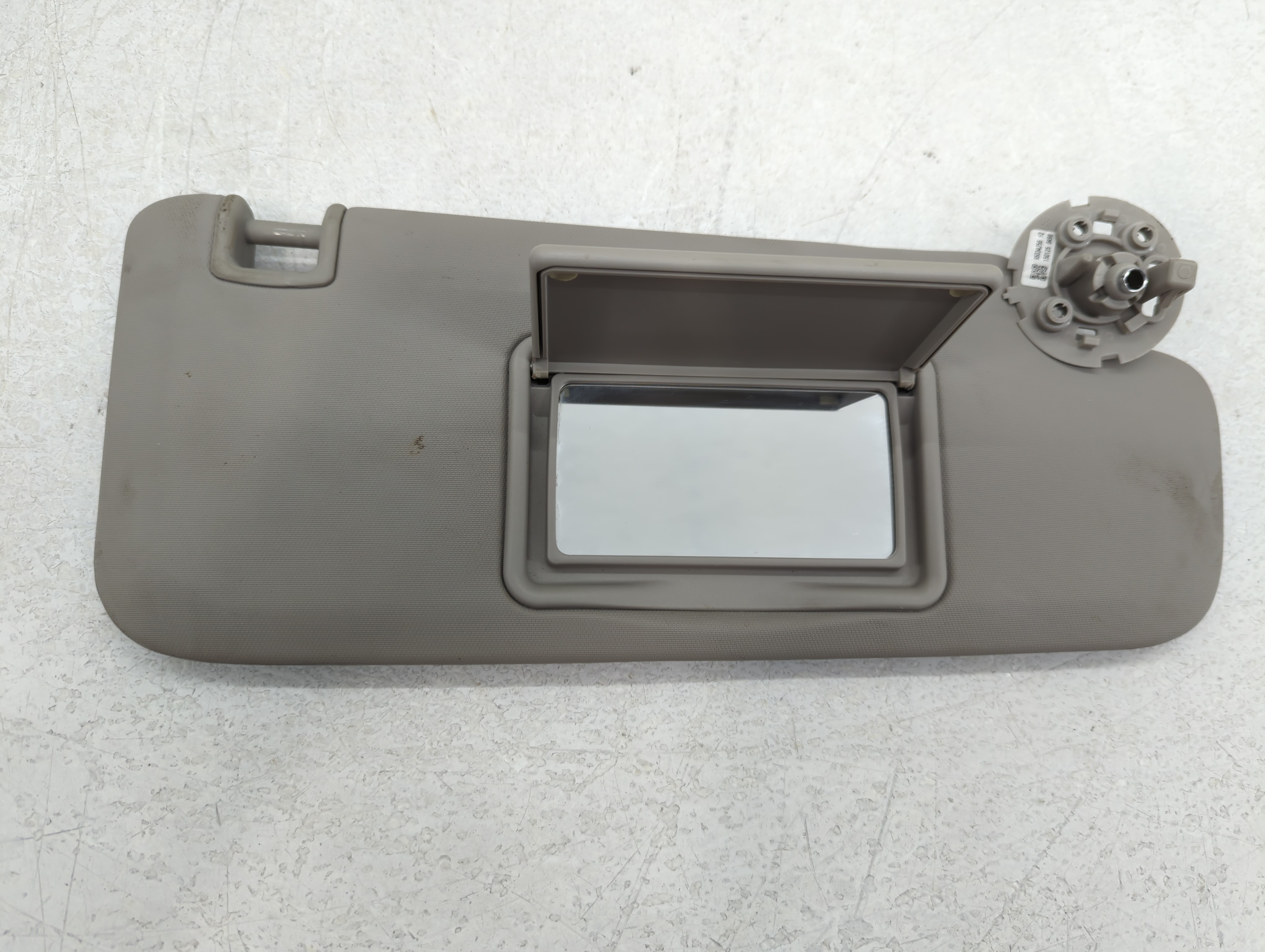 2011-2016 Chevrolet Cruze Passenger Sun Visor Mirror Right Sunvisor Grey 724636 - Oemusedautoparts1.com
