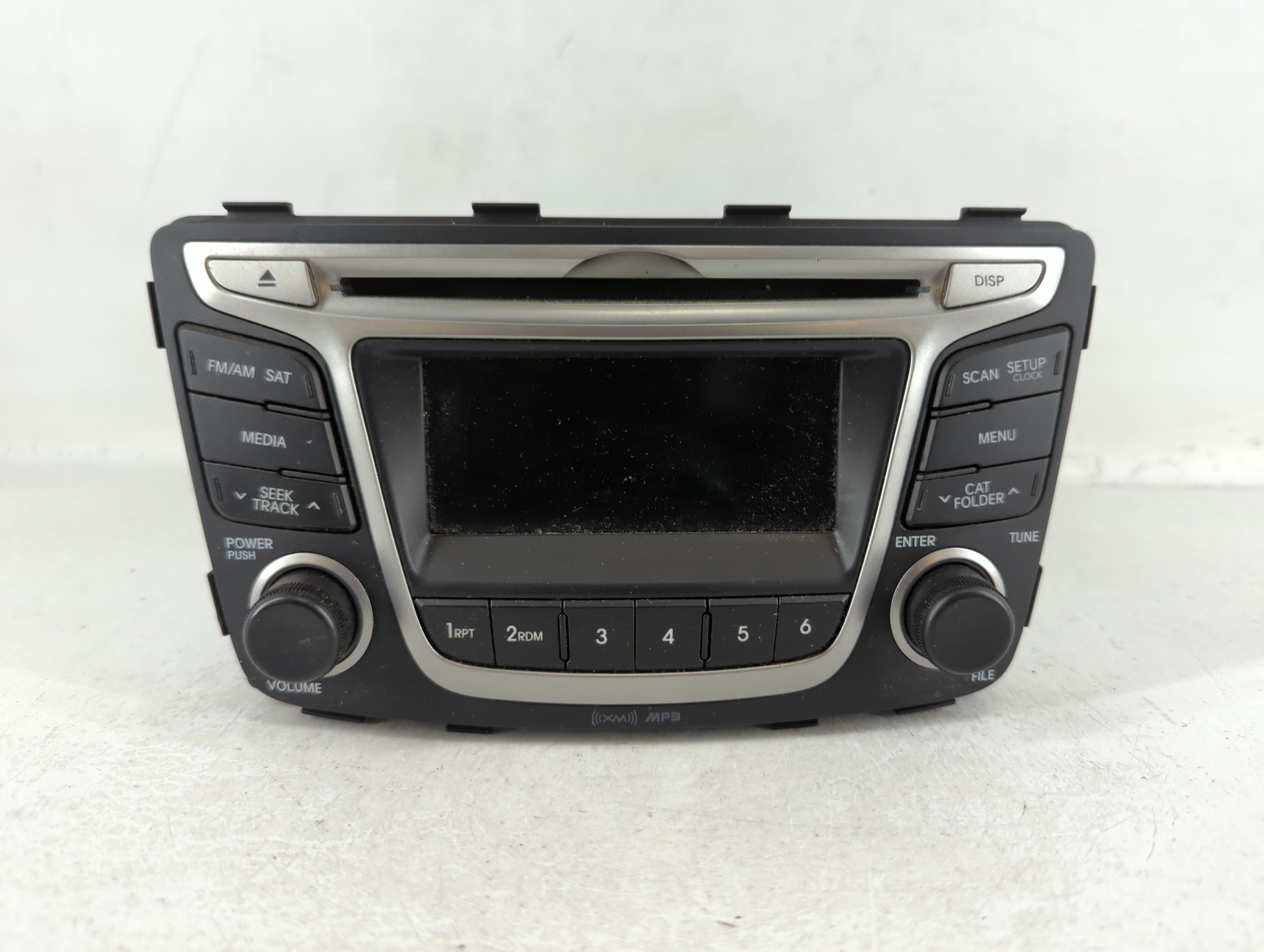 2015 Hyundai Accent Am Fm Cd Player Radio Receiver 725113 - Oemusedautoparts1.com