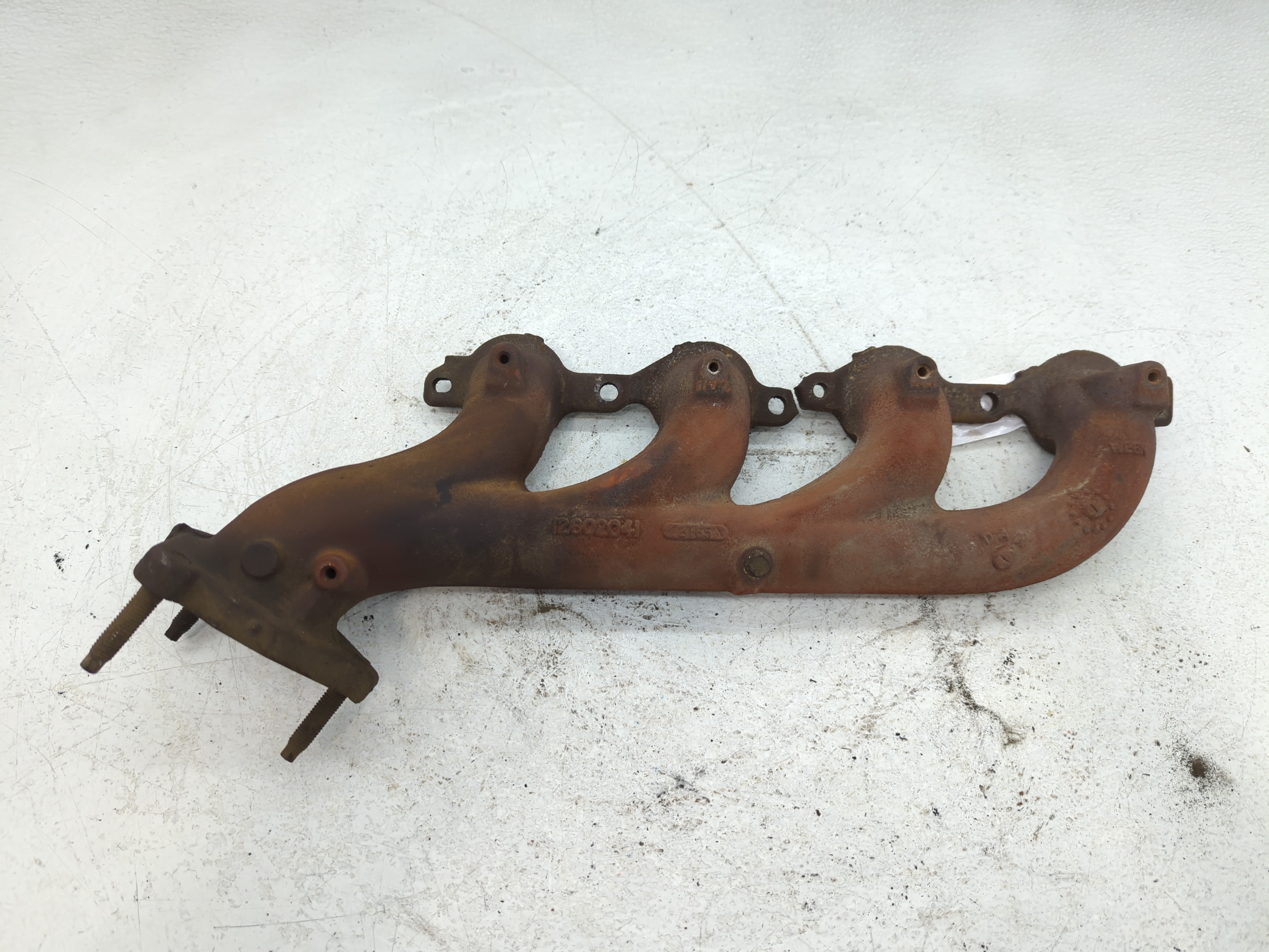 2004 Gmc Yukon Xl 1500 Turbocharger Exhaust Manifold With Turbo Charger 725539 - Oemusedautoparts1.com