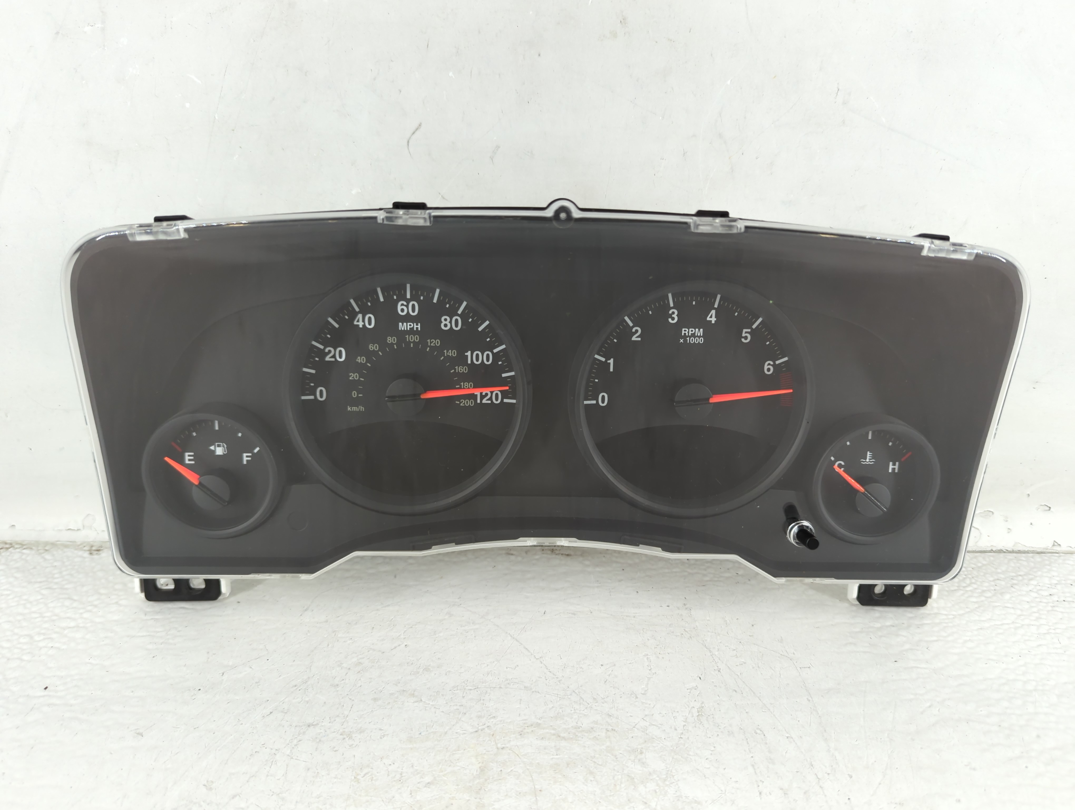 Picture of 2013 Jeep Compass Speedometer Instrument Cluster Gauges 725991