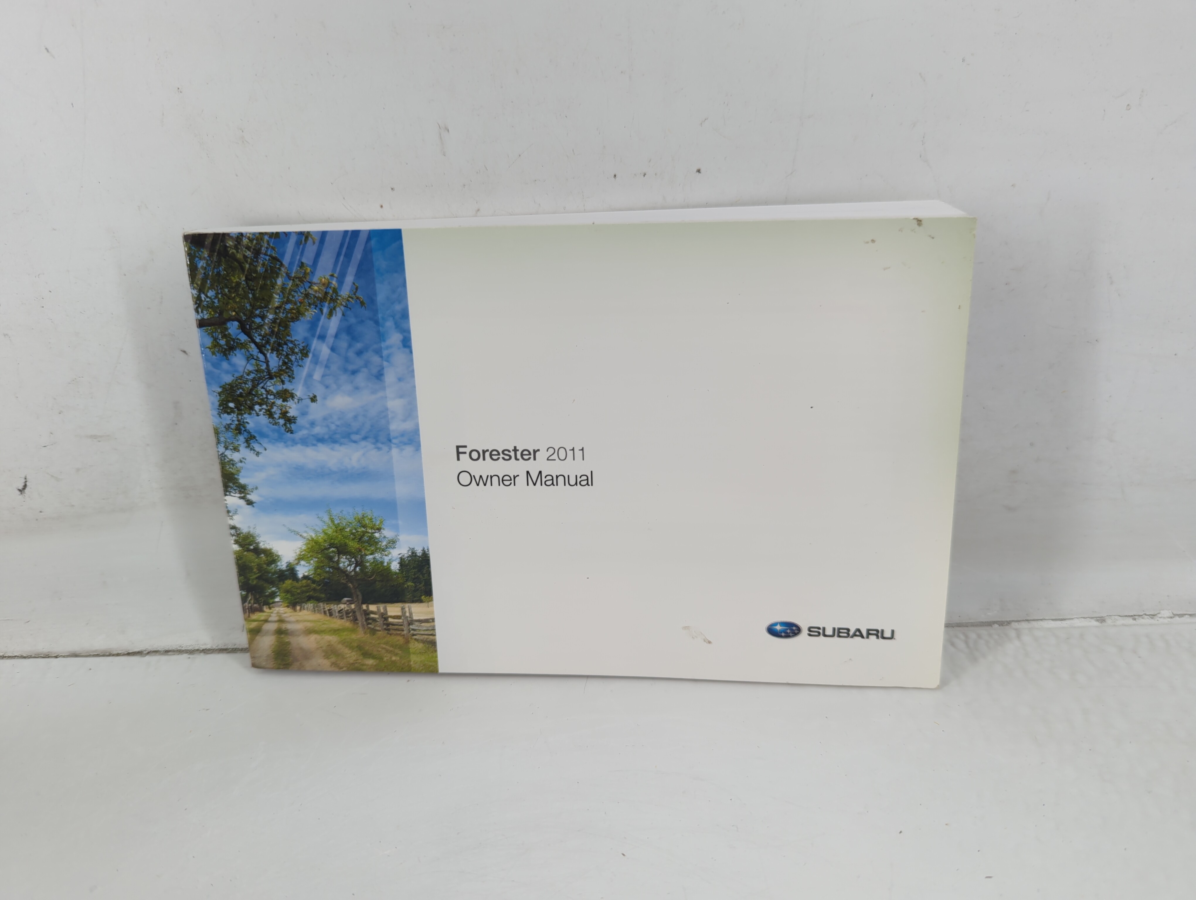 Picture of 2011 Subaru Forester Owners Manual Book Guide 726443