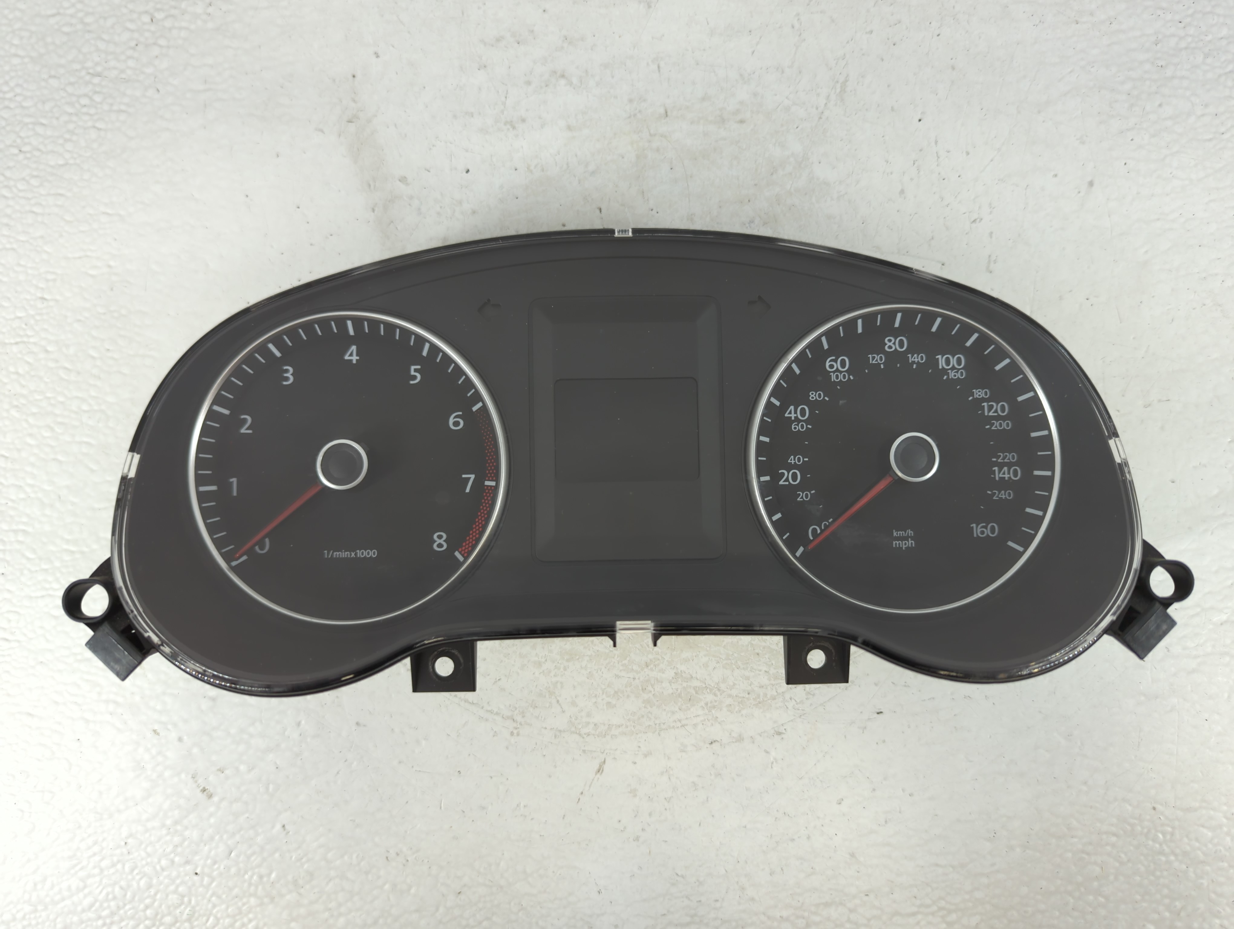 Picture of 2014-2014 Volkswagen Jetta Speedometer Instrument Cluster Gauges 726522