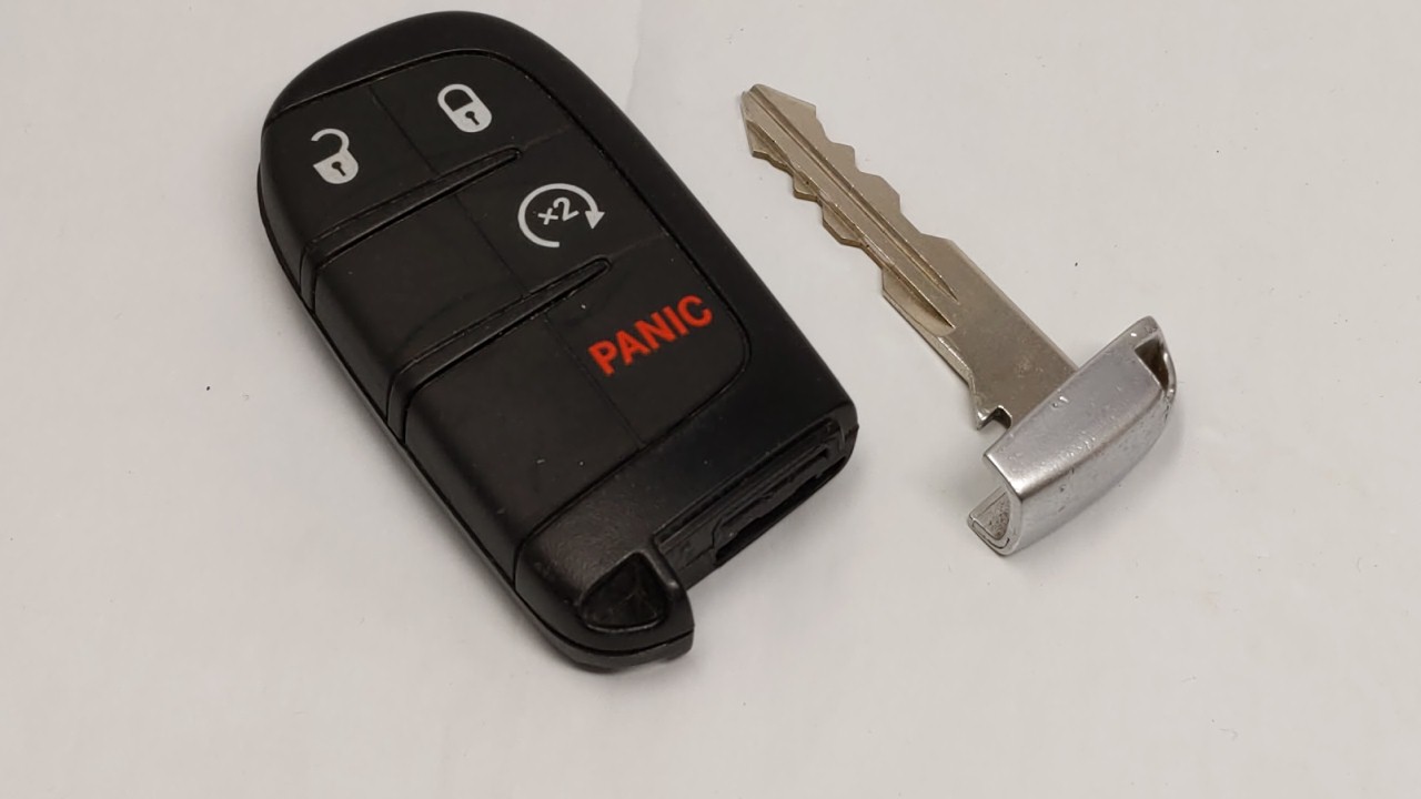 Jeep Keyless Entry Remote M3n-40821302 68143500ac 4 Buttons 72703 - Oemusedautoparts1.com