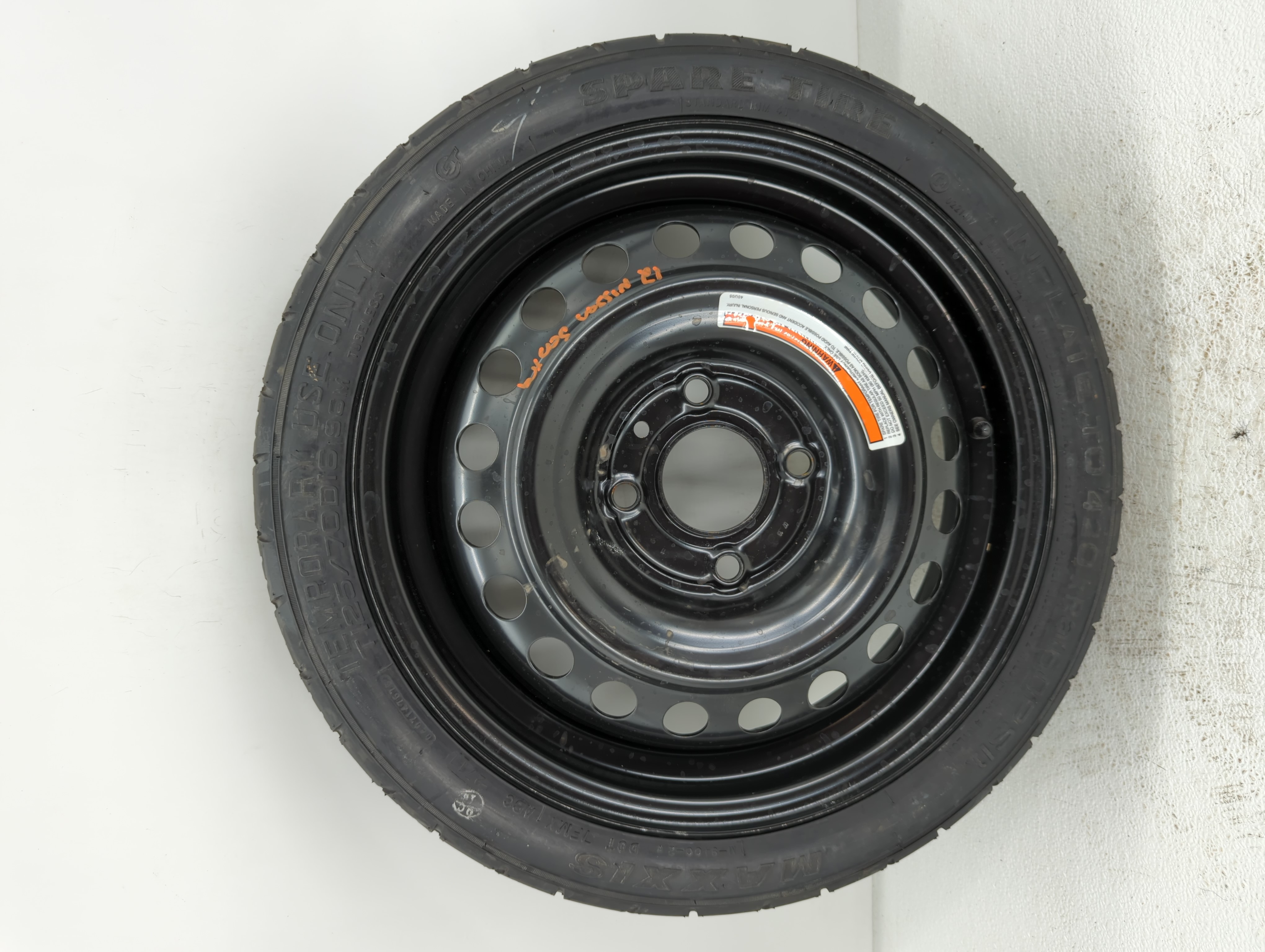 Picture of Nissan Sentra Spare Donut Tire Wheel Rim Oem 727250