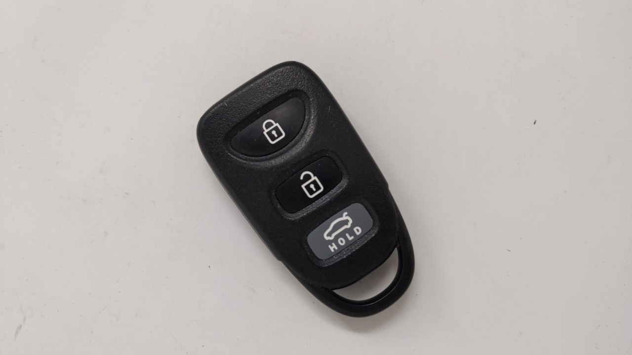 Hyundai Genesis Coupe Keyless Entry Remote Fob Pinha-T008 4 Buttons 75332 - Oemusedautoparts1.com