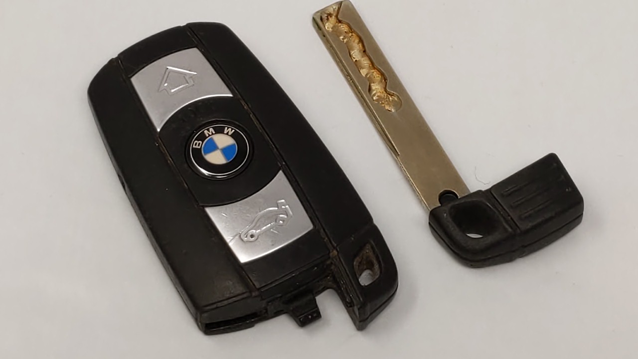 Bmw 330i Keyless Entry Remote Kr55wk49147 6 986 579-03 3 Buttons 76638 - Oemusedautoparts1.com