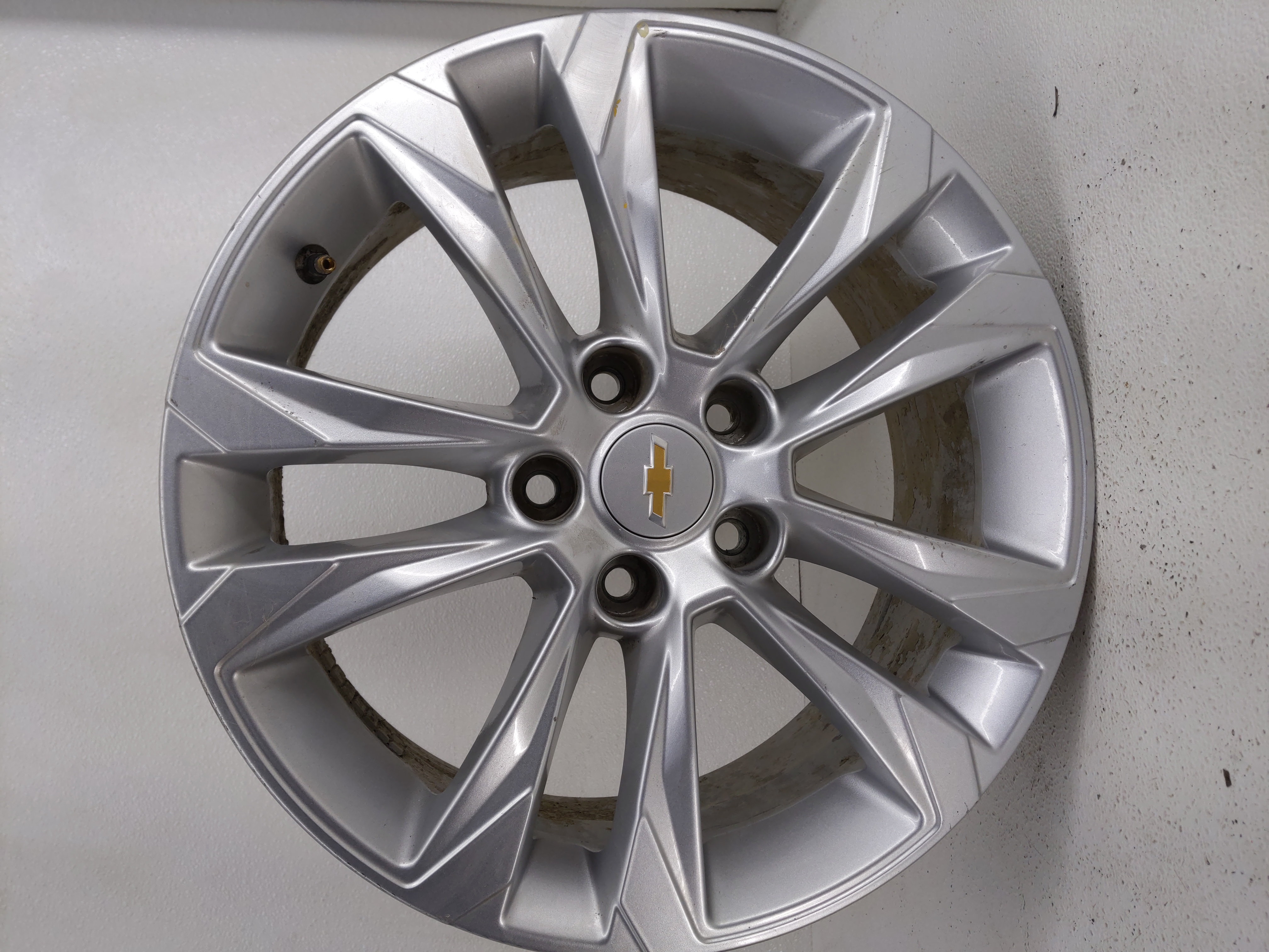 Chevrolet Trail Blazer Wheel Rim Oem 779285 - Oemusedautoparts1.com